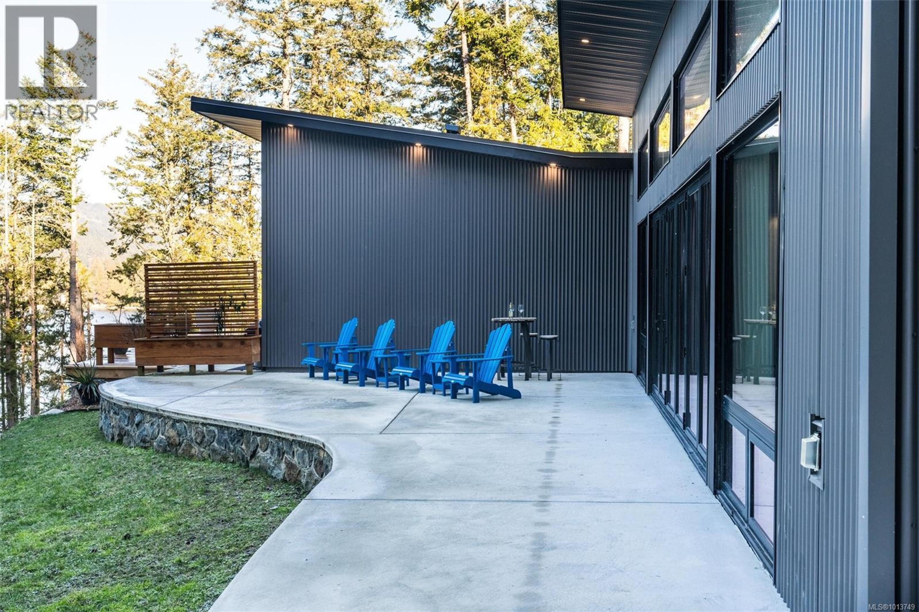 6550 East Sooke Rd, Sooke - Exteriors - Photo 4