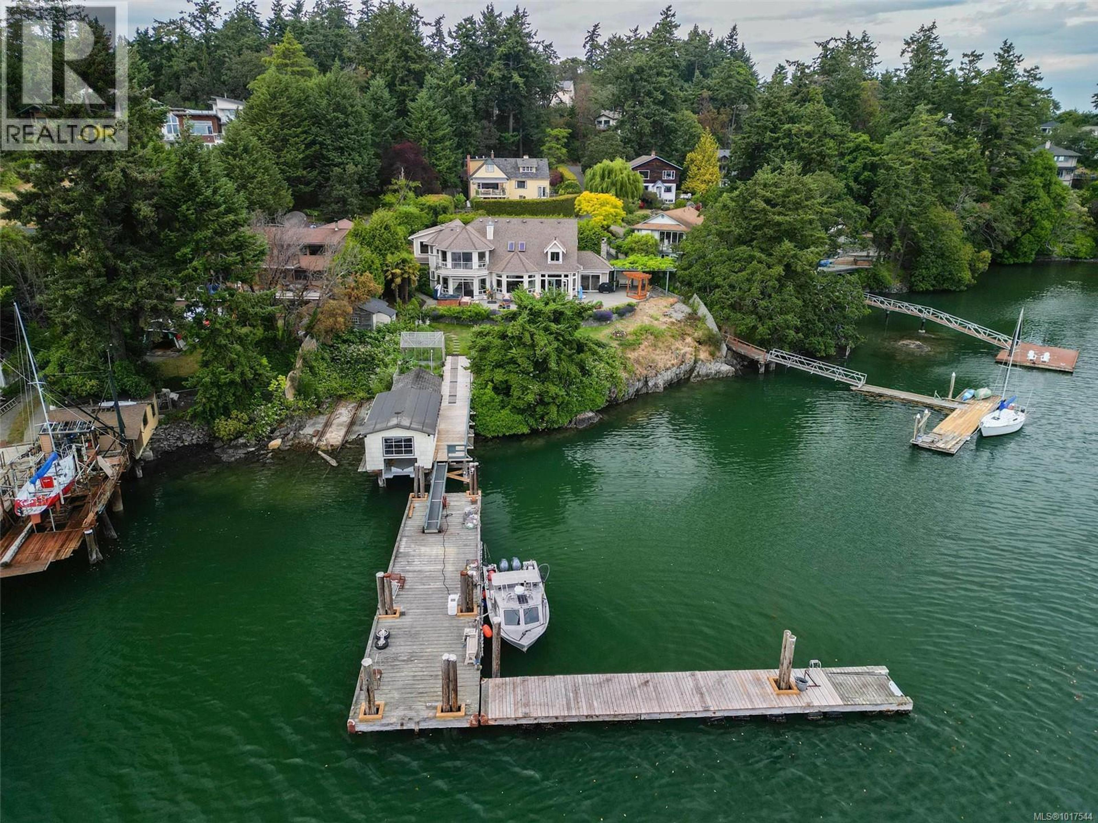 8 Lighthouse Lane, View Royal - Exteriors - Drone/Aerial View - Photo 11