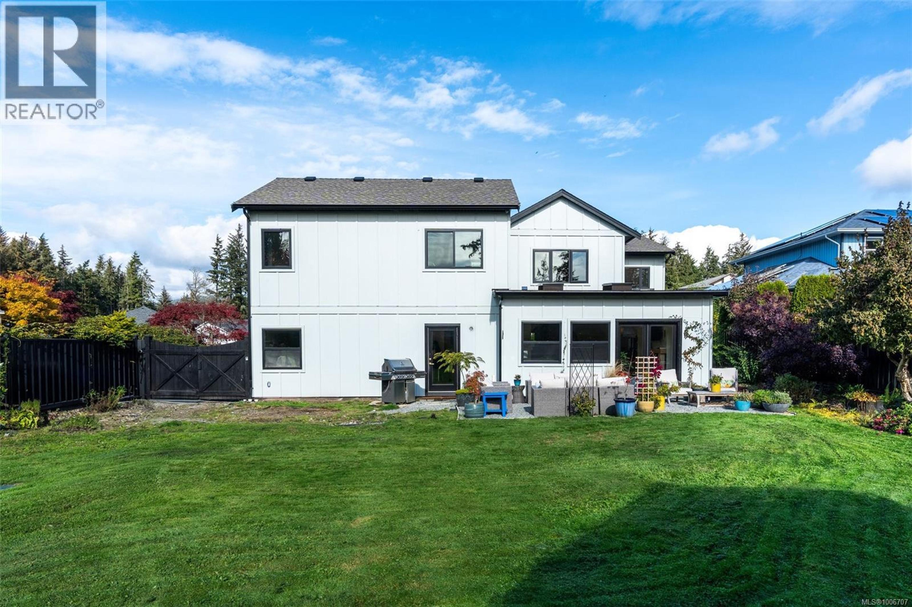 7247 Bethany Pl, Sooke - Exteriors - Photo 2