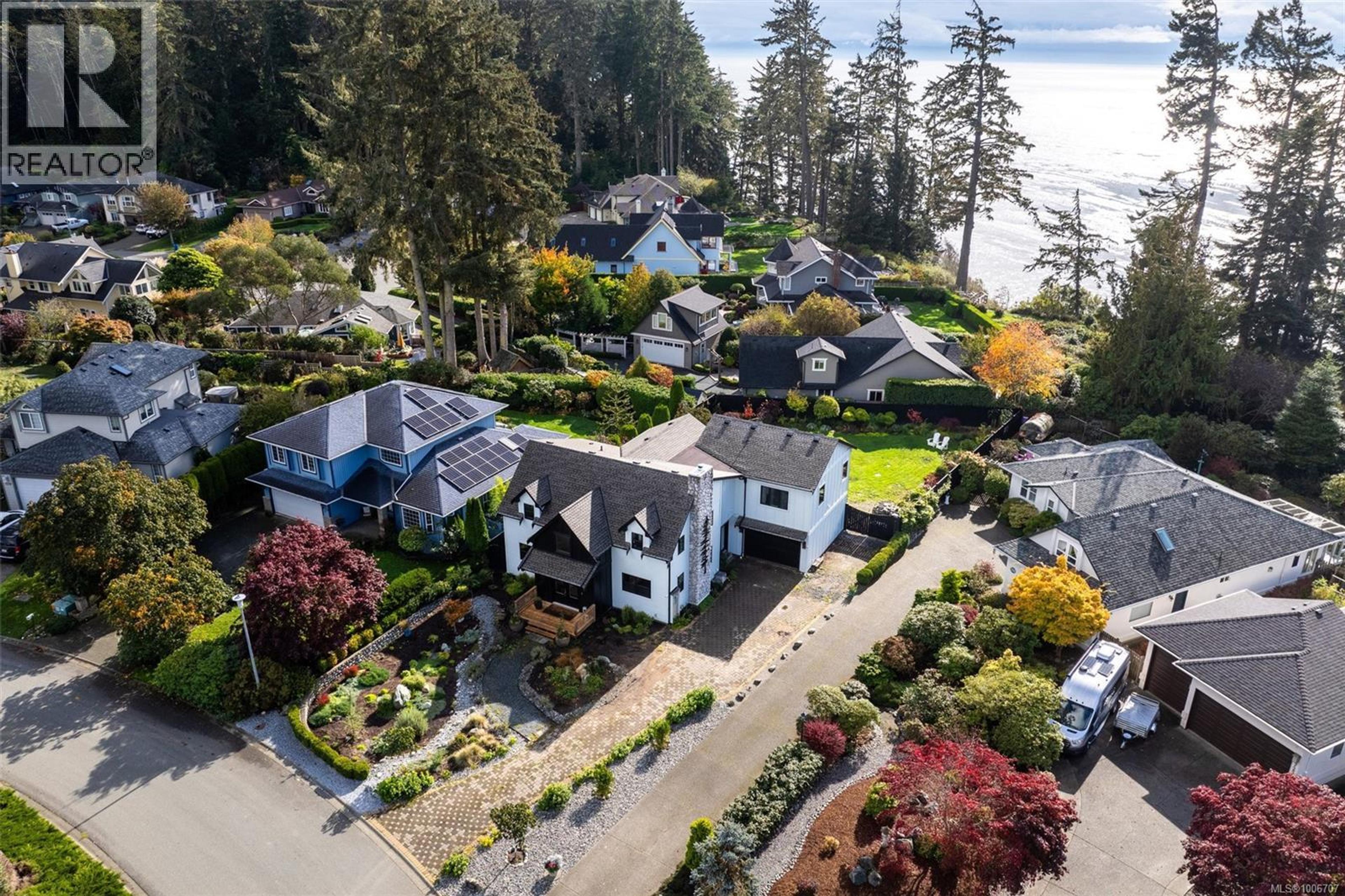 7247 Bethany Pl, Sooke - Exteriors - Full Complex View, Drone/Aerial View - Photo 8