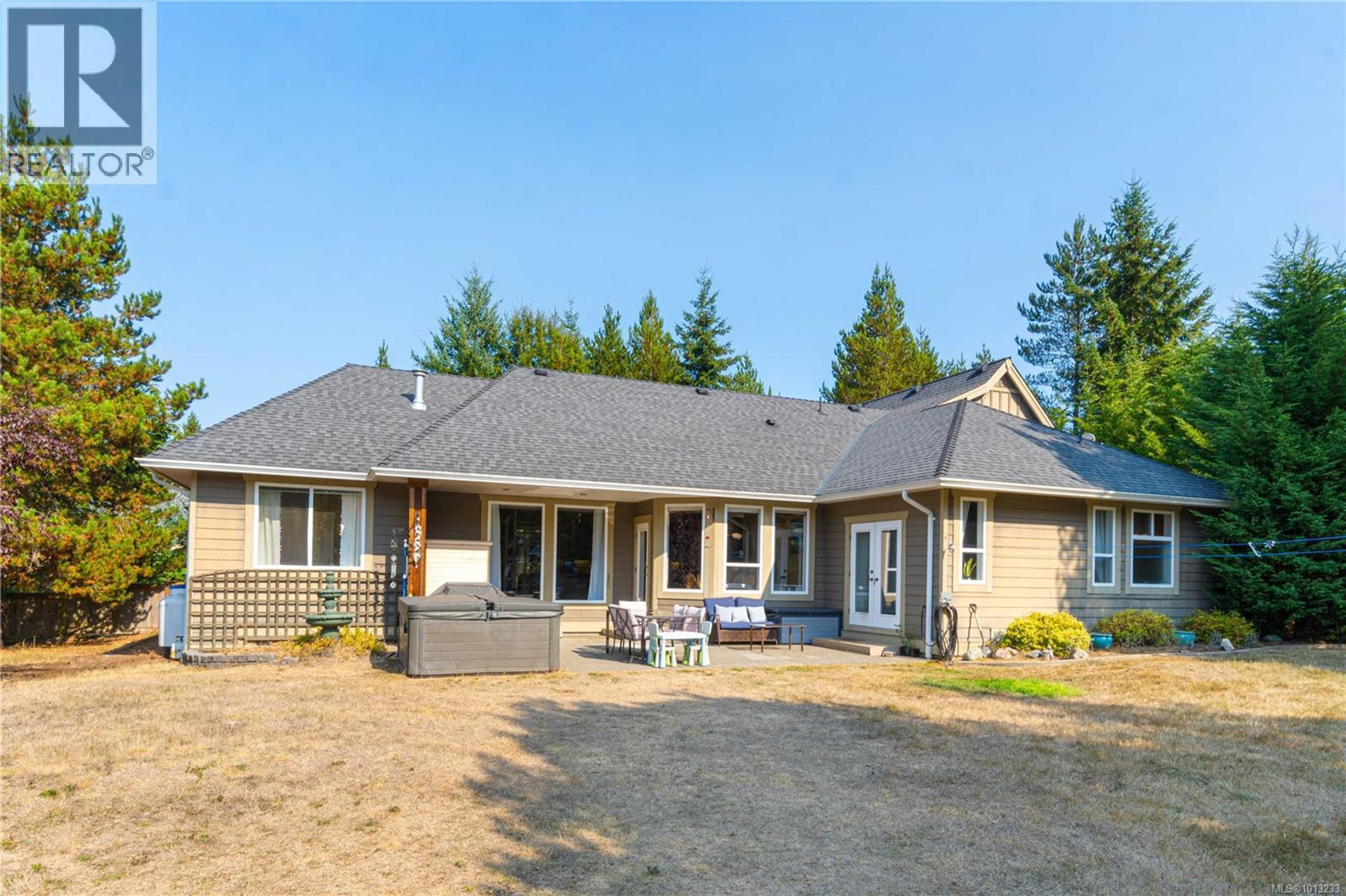 1209 Courtney Rd, Errington - Exteriors - Photo 4