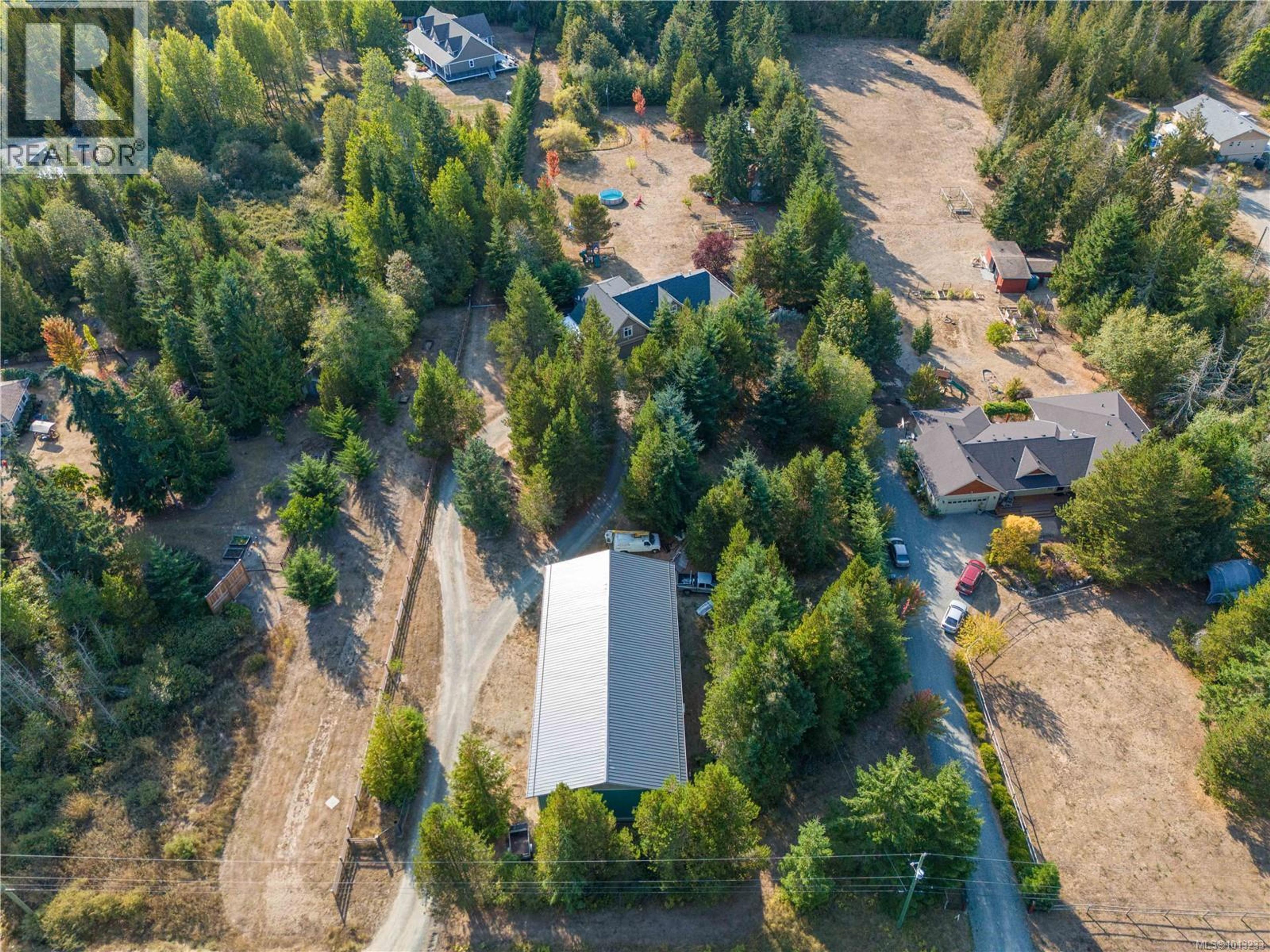 1209 Courtney Rd, Errington - Exteriors - Full Complex View, Drone/Aerial View - Photo 5