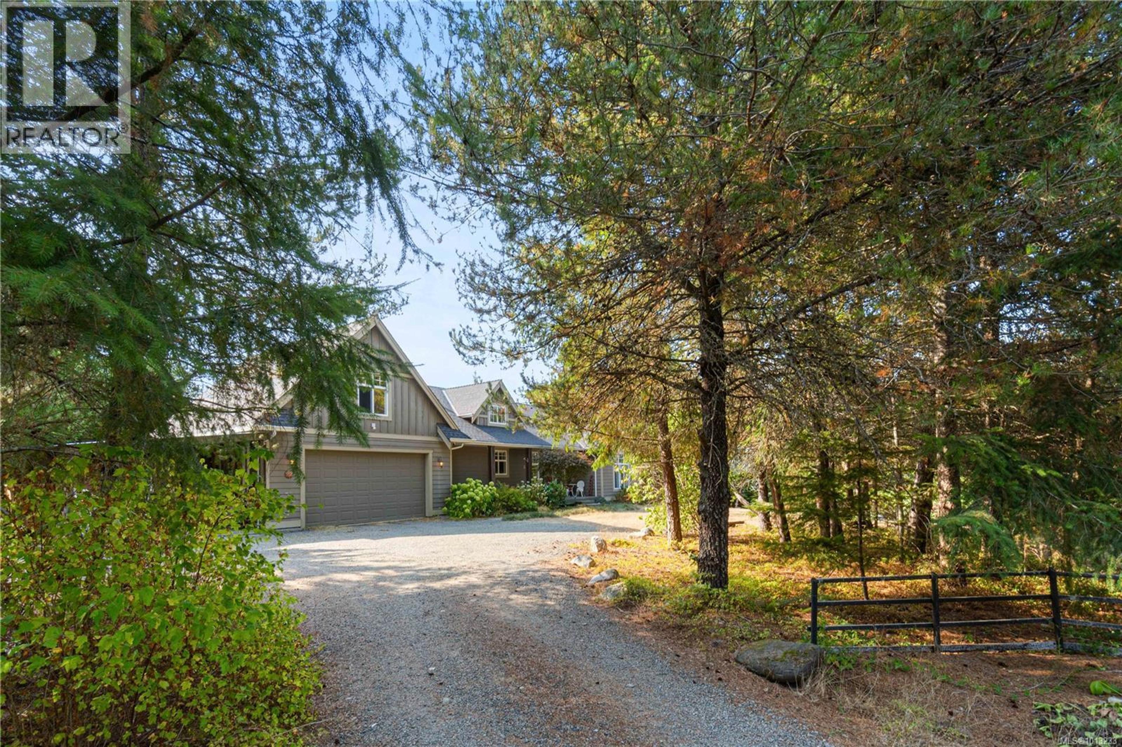 1209 Courtney Rd, Errington - Exteriors - Photo 14