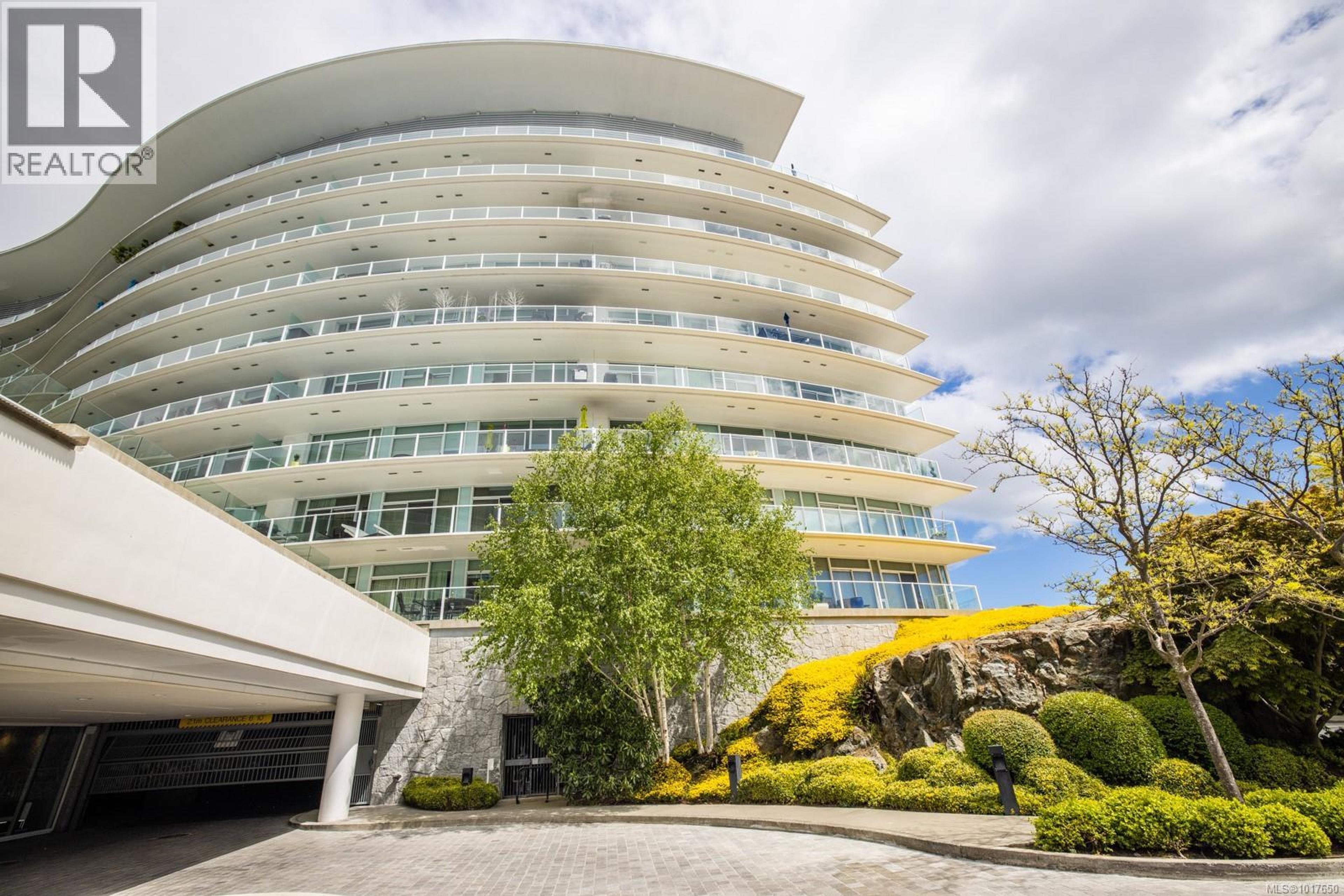 68 Songhees Rd, Victoria - Exteriors - Photo 7