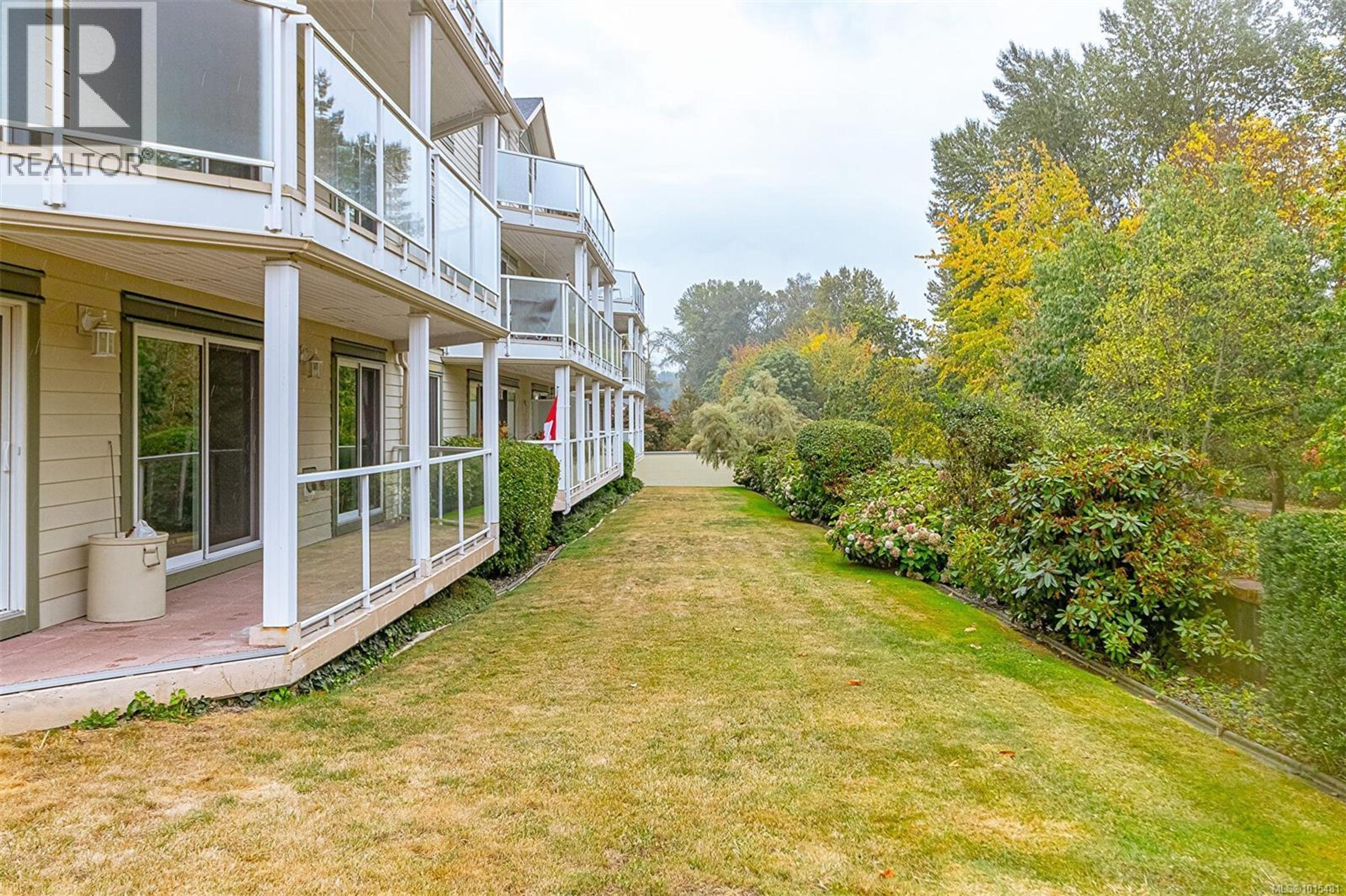 540 Al Wilson Grove, Duncan - Exteriors - Photo 2