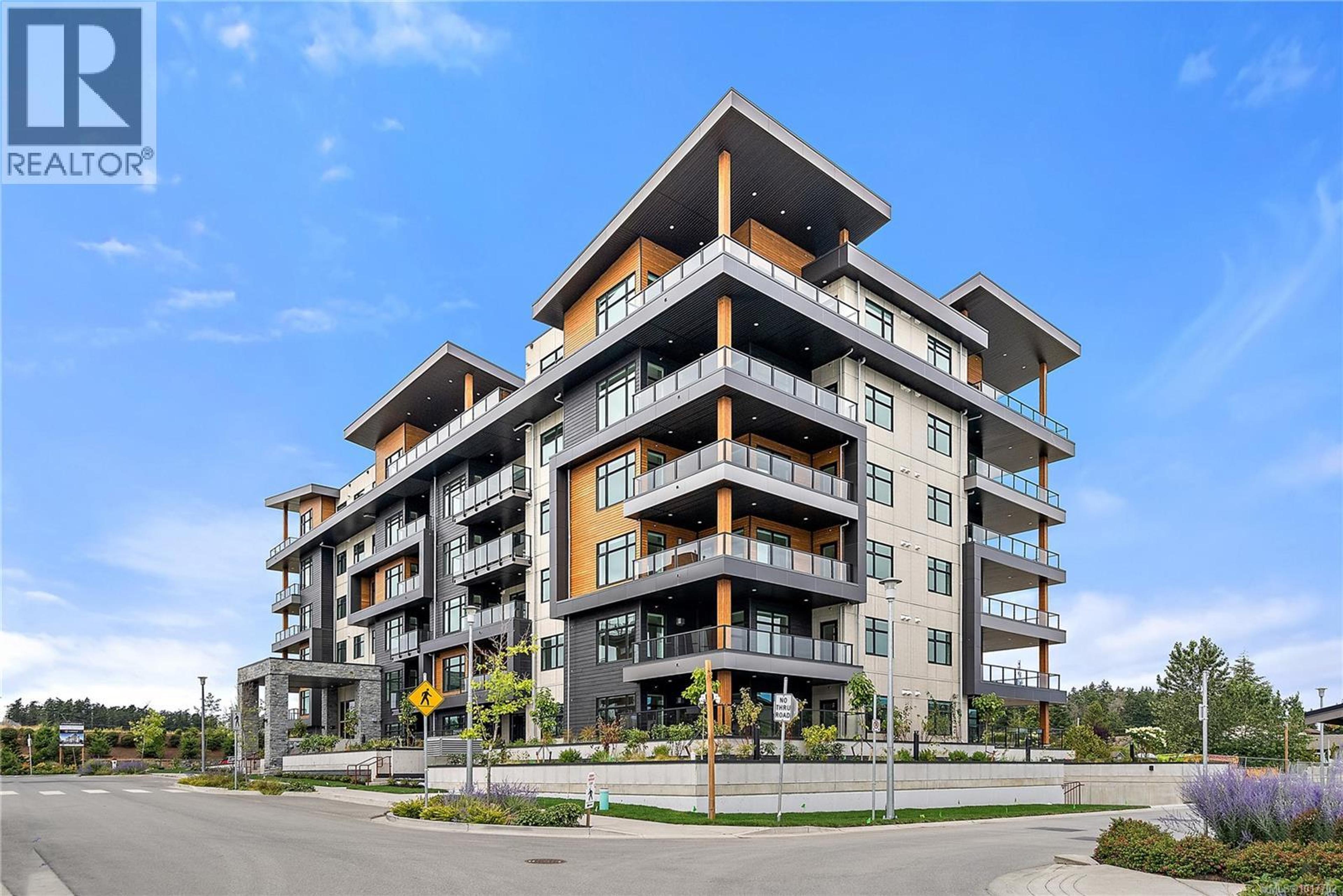 2520 Hackett Cres, Central Saanich - Exteriors - Photo 3