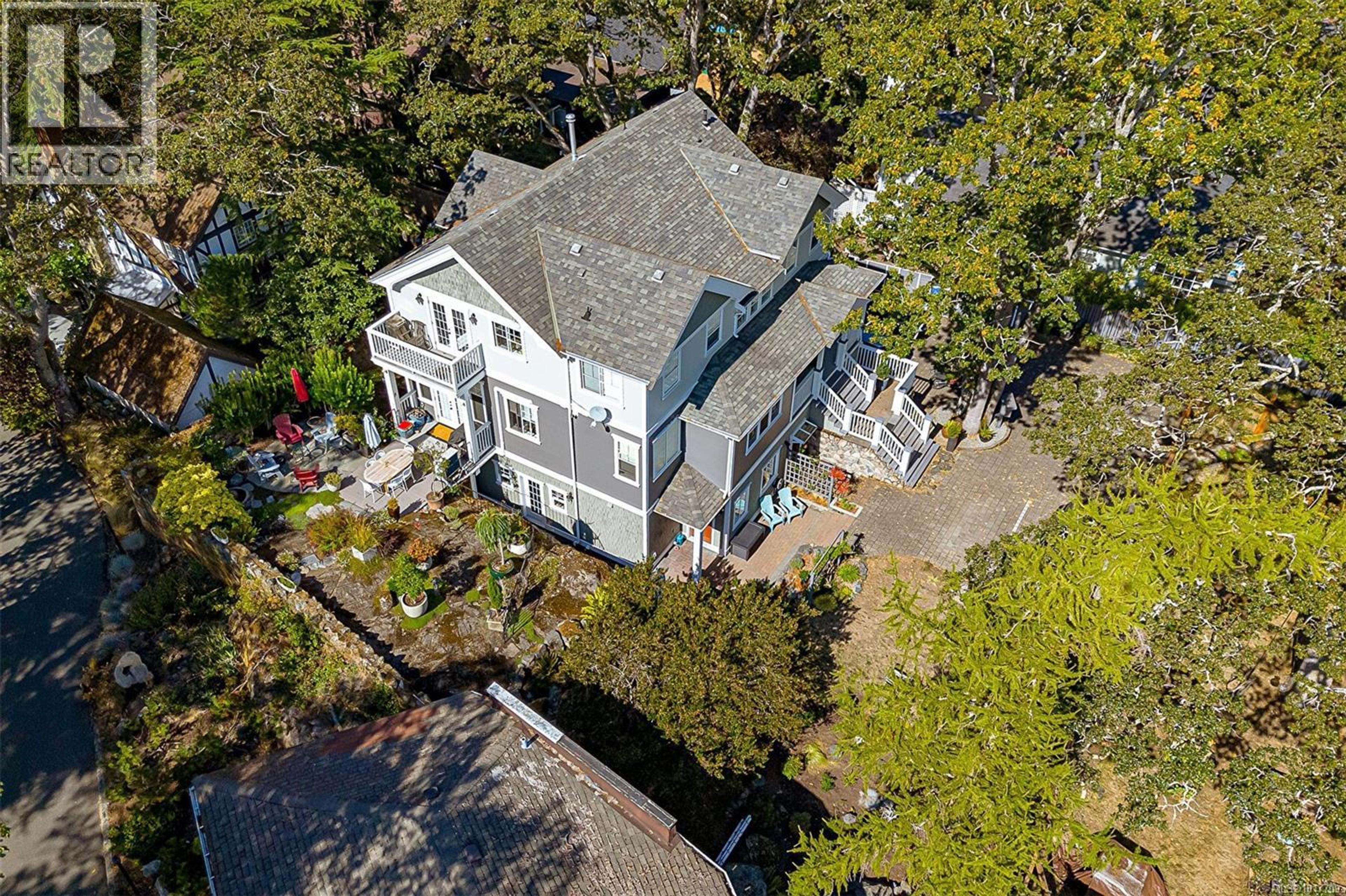 1002 Carberry Gdns, Victoria - Exteriors - Drone/Aerial View - Photo 1