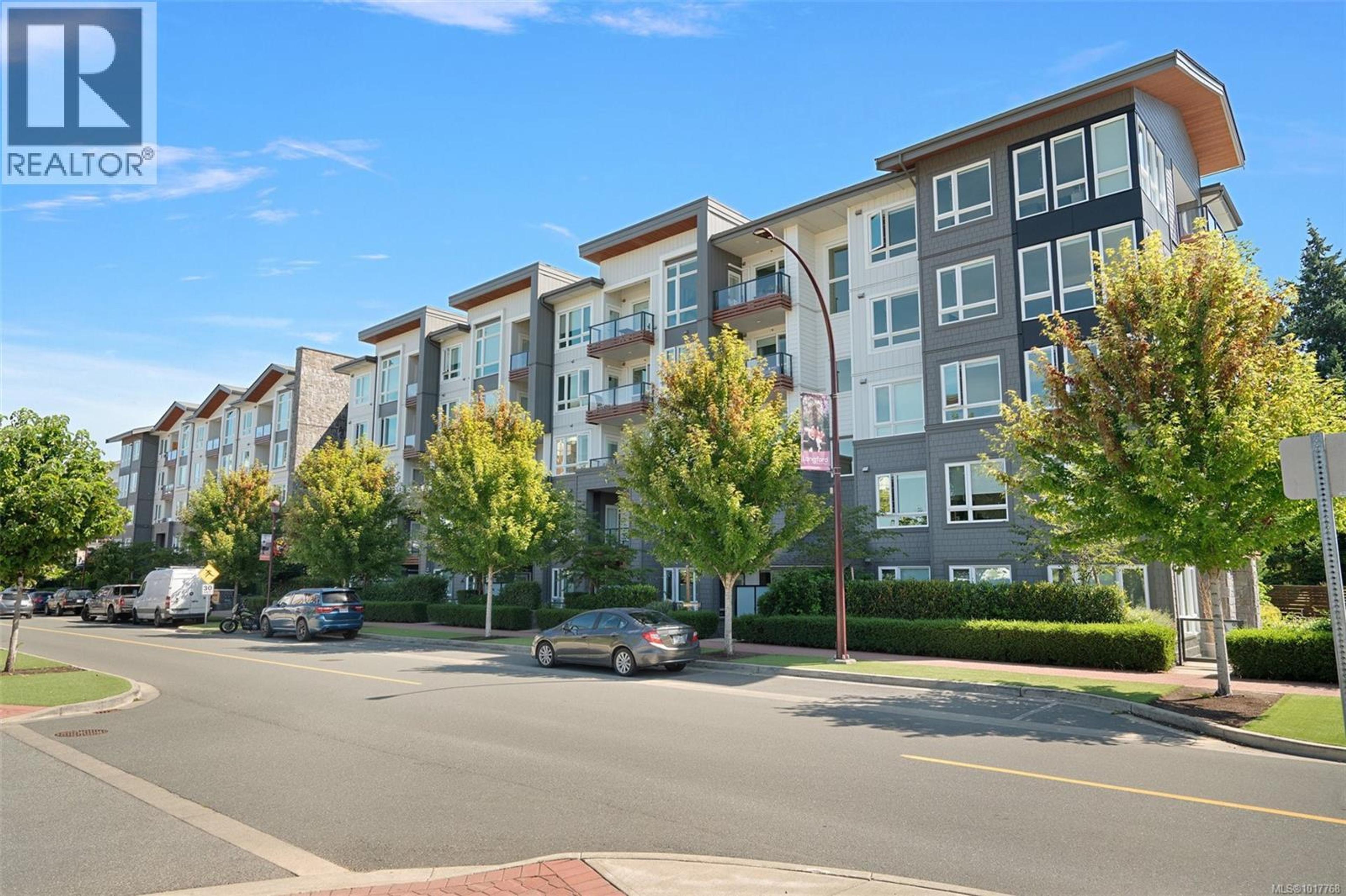 960 Reunion Ave, Langford - Exteriors - Full Complex View - Photo 2