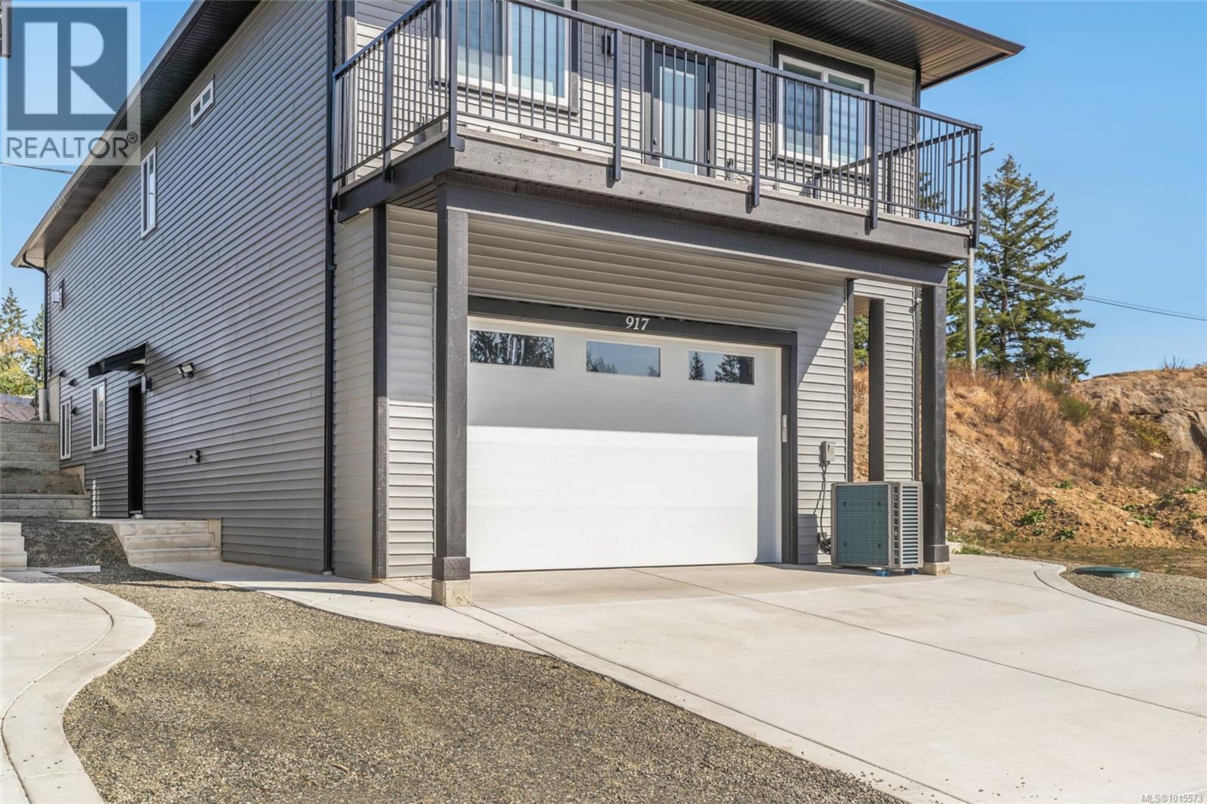 917 Old Victoria Rd, Nanaimo - Exteriors - Photo 1