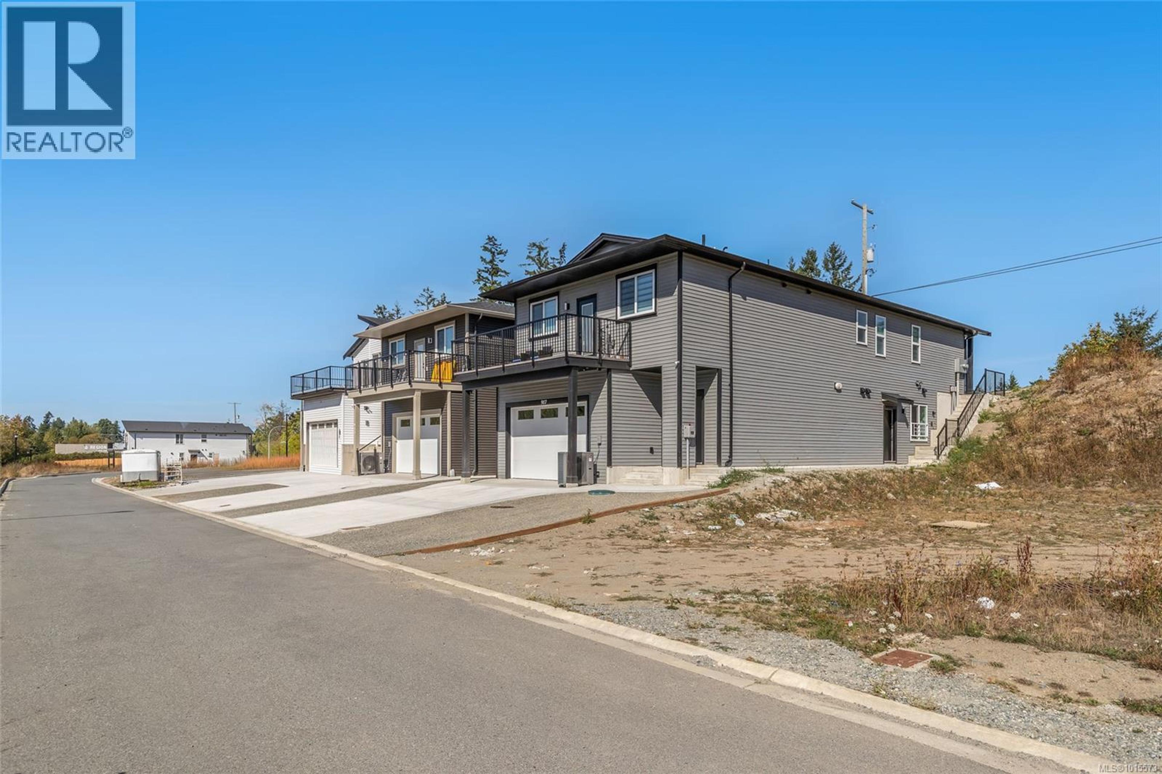 917 Old Victoria Rd, Nanaimo - Exteriors - Full Complex View - Photo 3