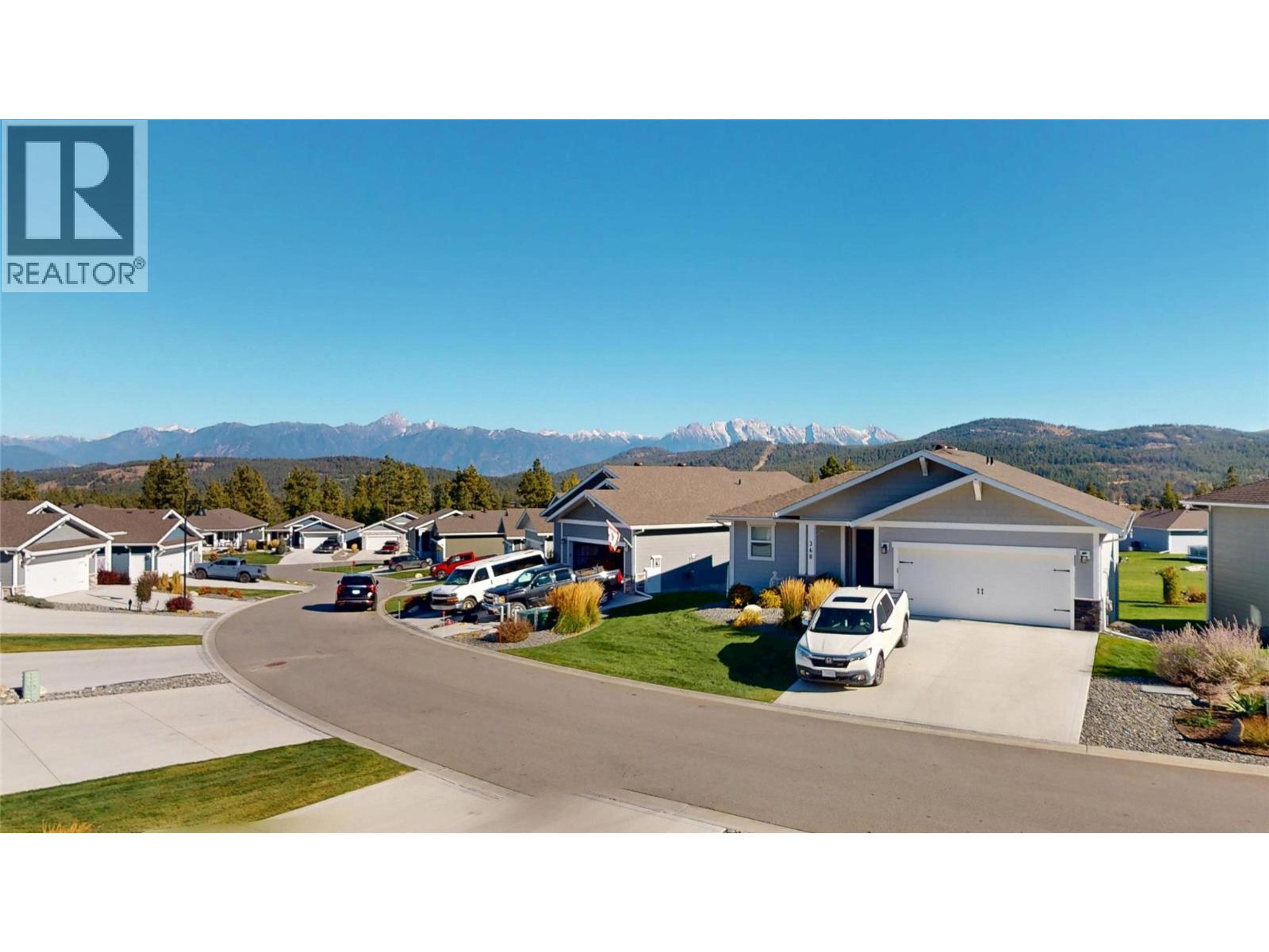 365 Legacy Lookout, Cranbrook - Exteriors - Full Complex View, Drone/Aerial View - Photo 3