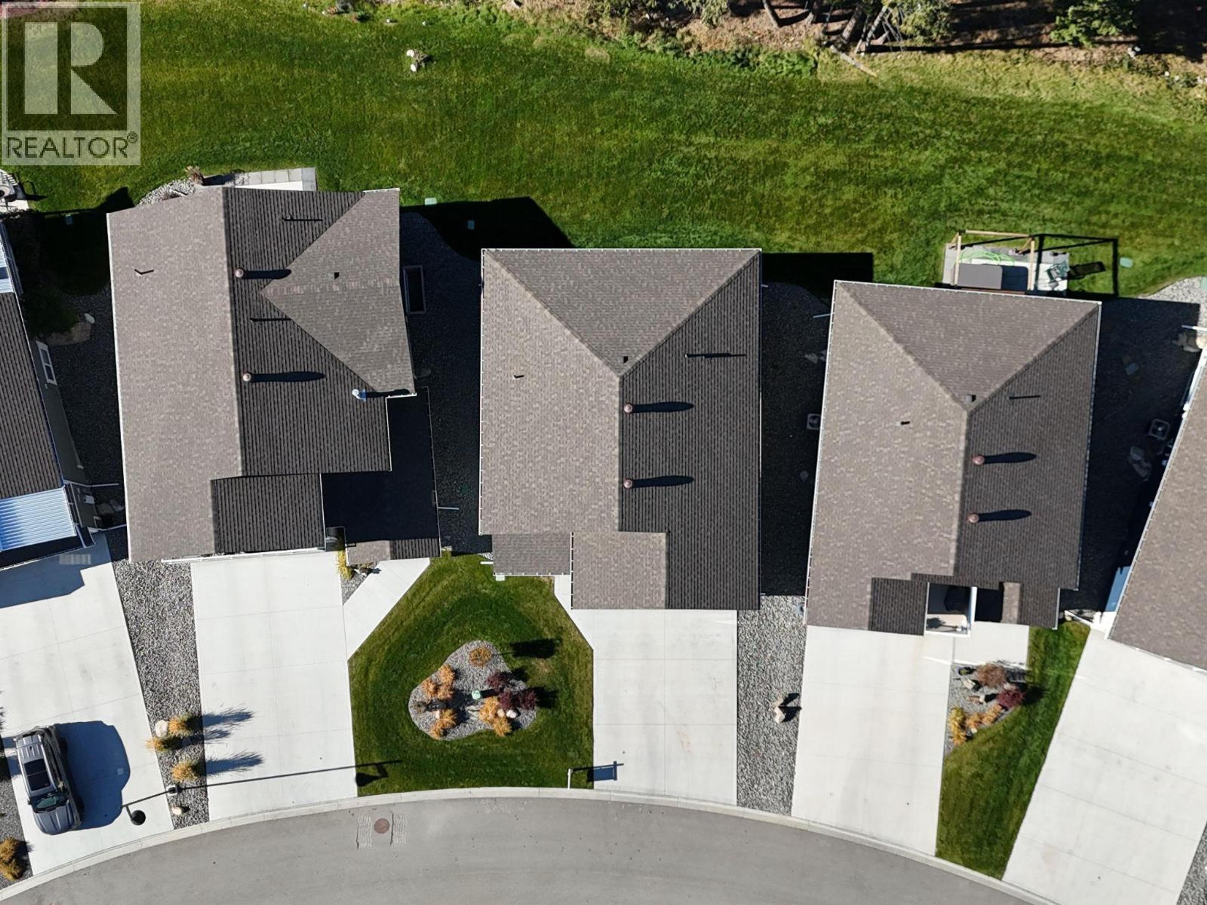 365 Legacy Lookout, Cranbrook - Exteriors - Full Complex View, Drone/Aerial View - Photo 9