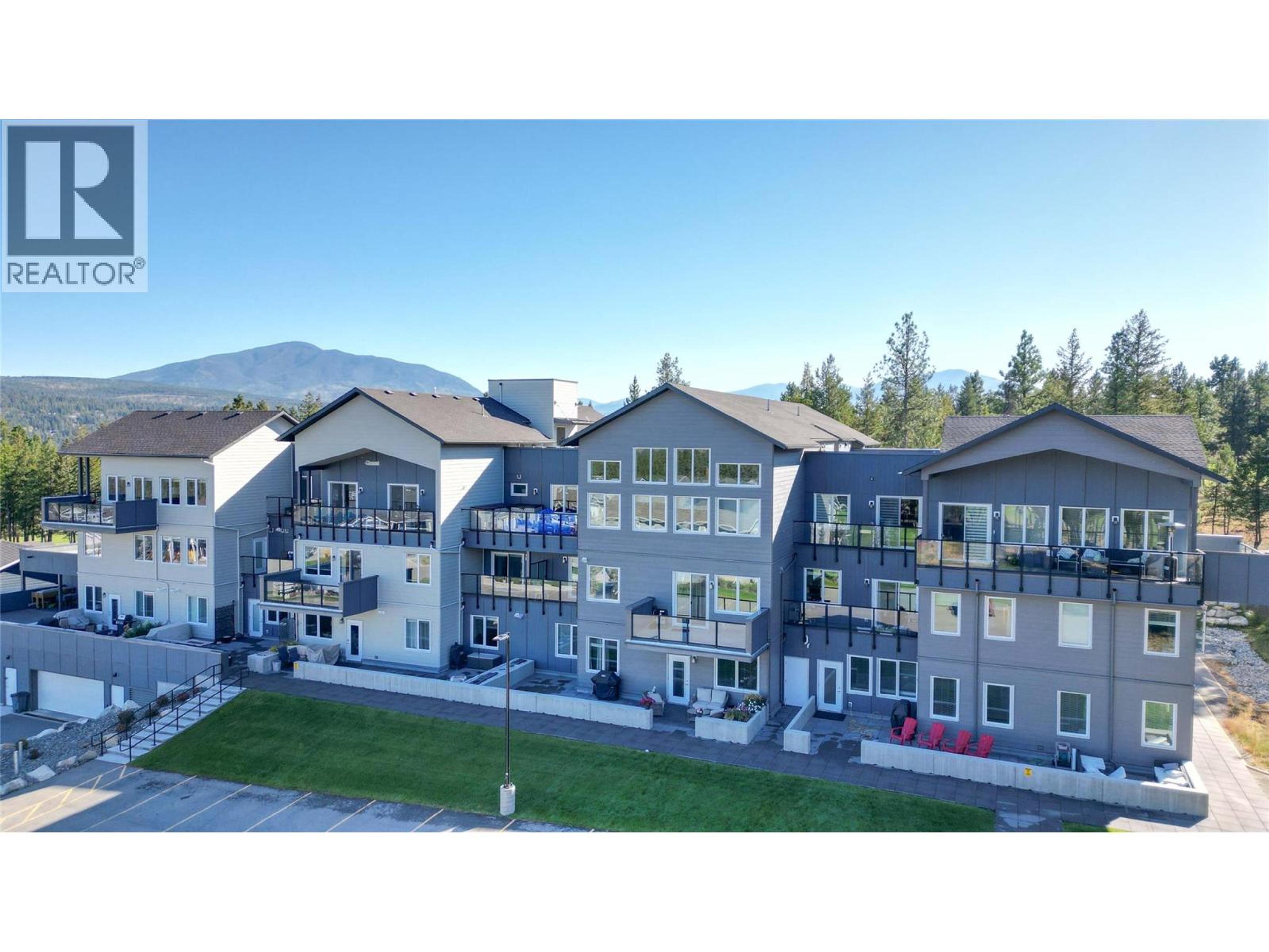 355 Legacy Lookout, Cranbrook - Exteriors - Full Complex View, Drone/Aerial View - Photo 3