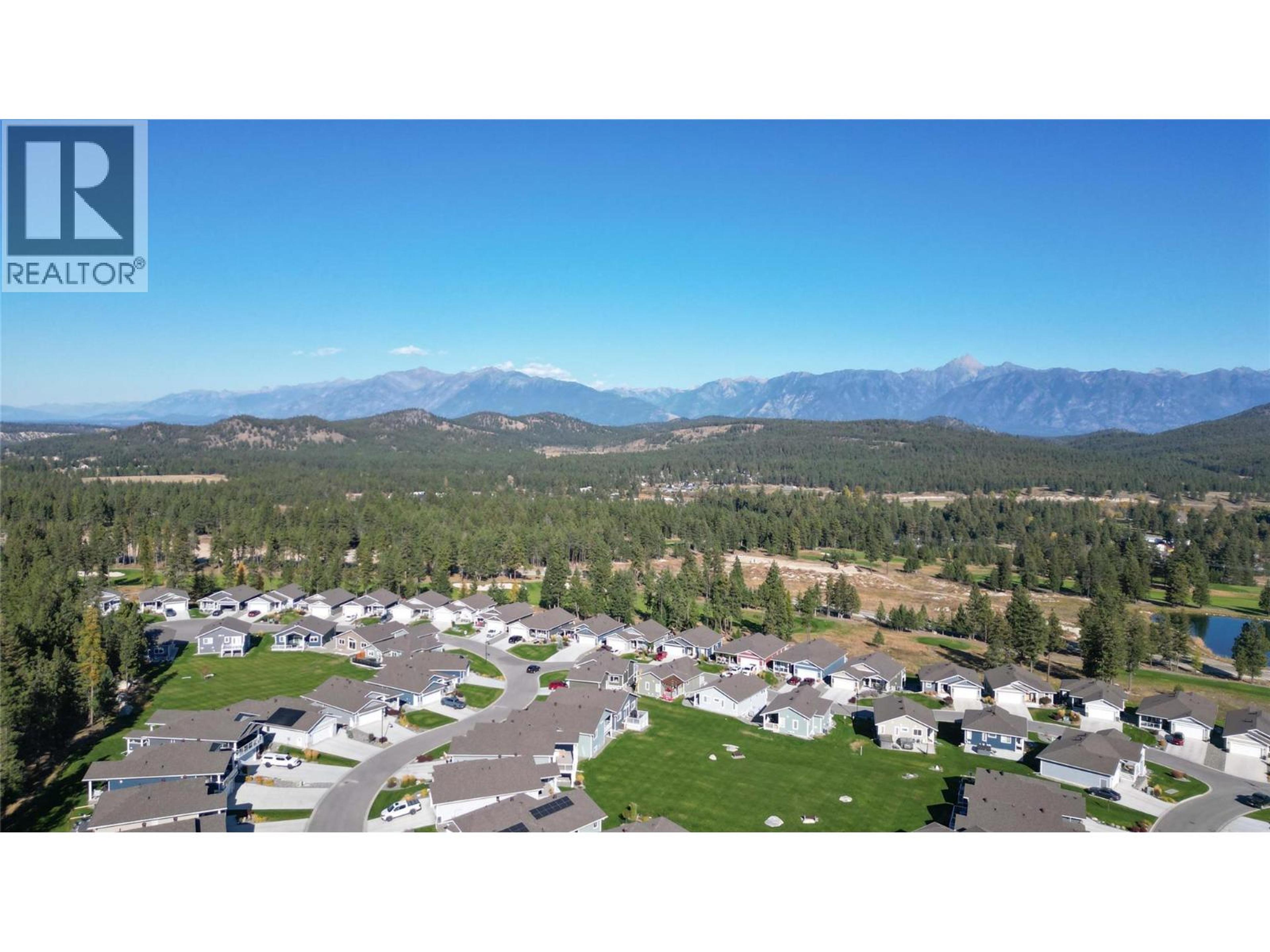 355 Legacy Lookout, Cranbrook - Exteriors - Full Complex View, Drone/Aerial View - Photo 8