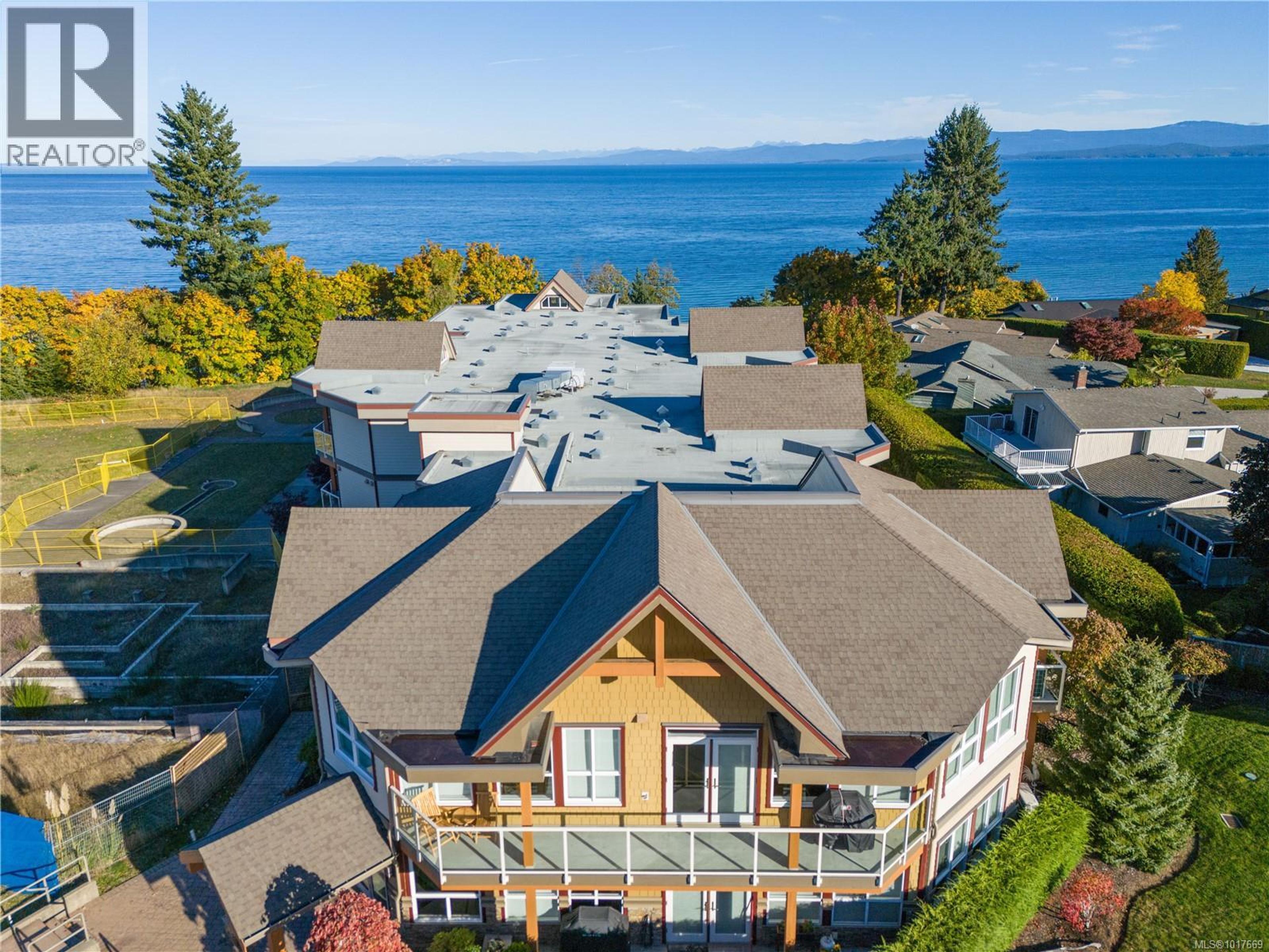 439 College Rd, Qualicum Beach - Exteriors - Full Complex View, Drone/Aerial View - Photo 4
