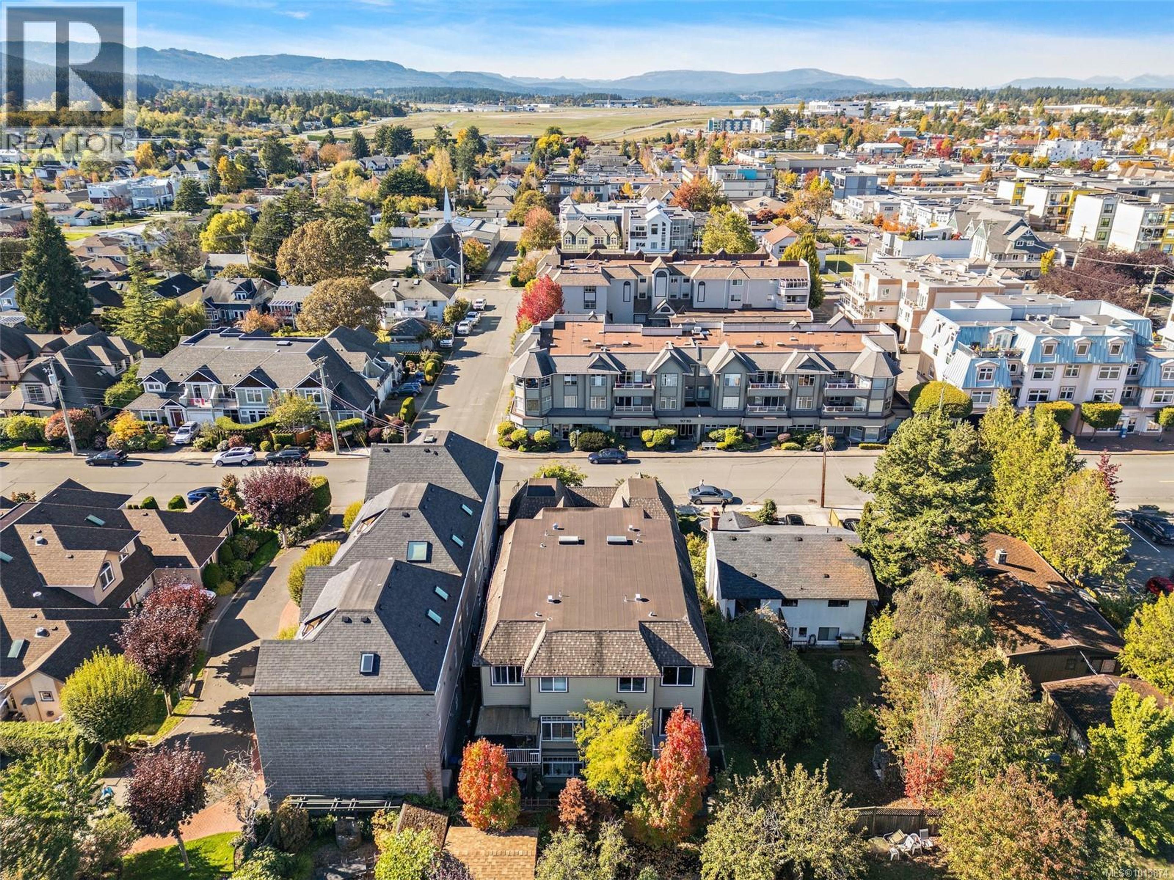 9715 Second St, Sidney - Exteriors - Drone/Aerial View - Photo 5