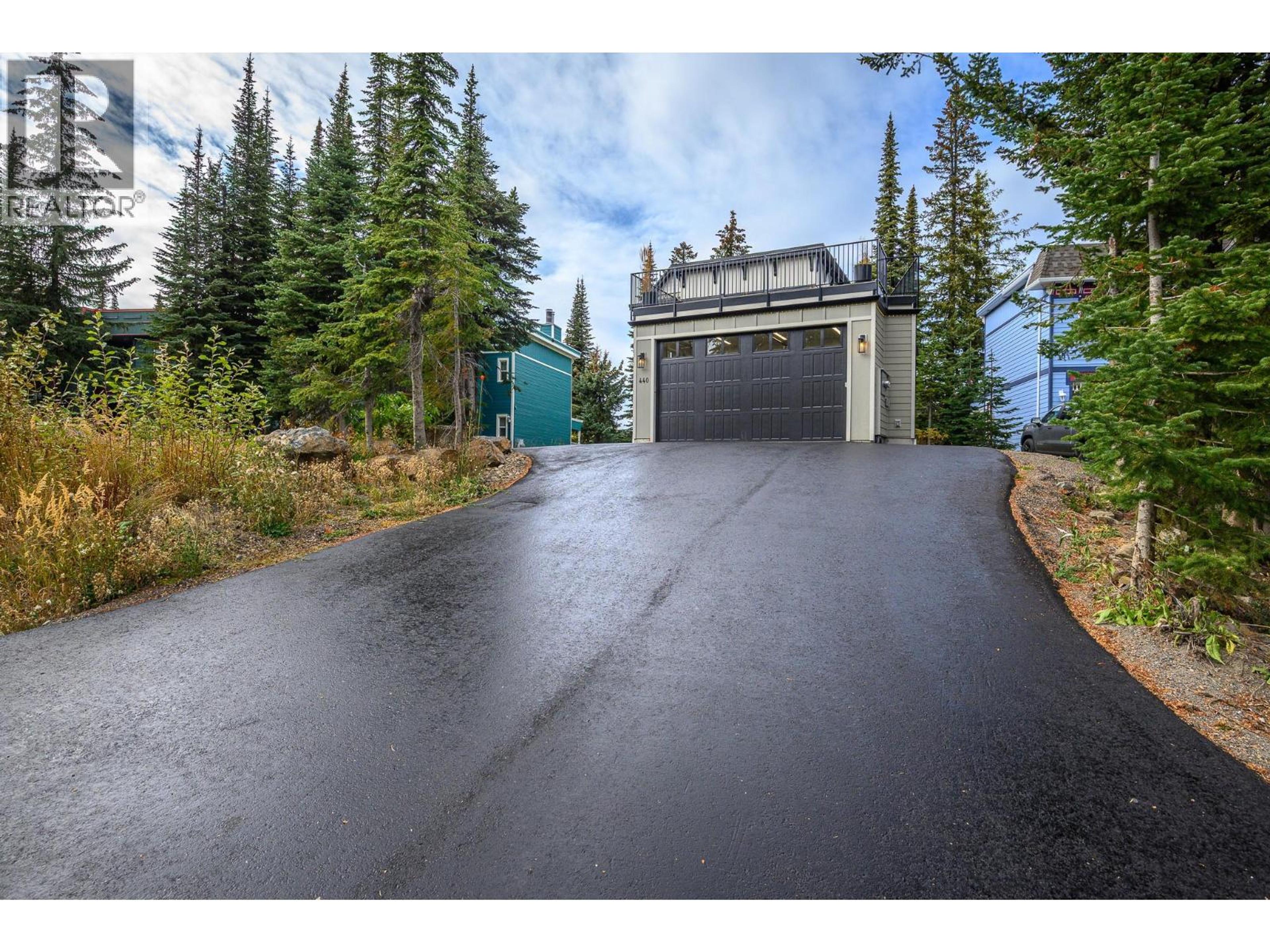 440 Monashee Road, Vernon - Exteriors - Photo 3