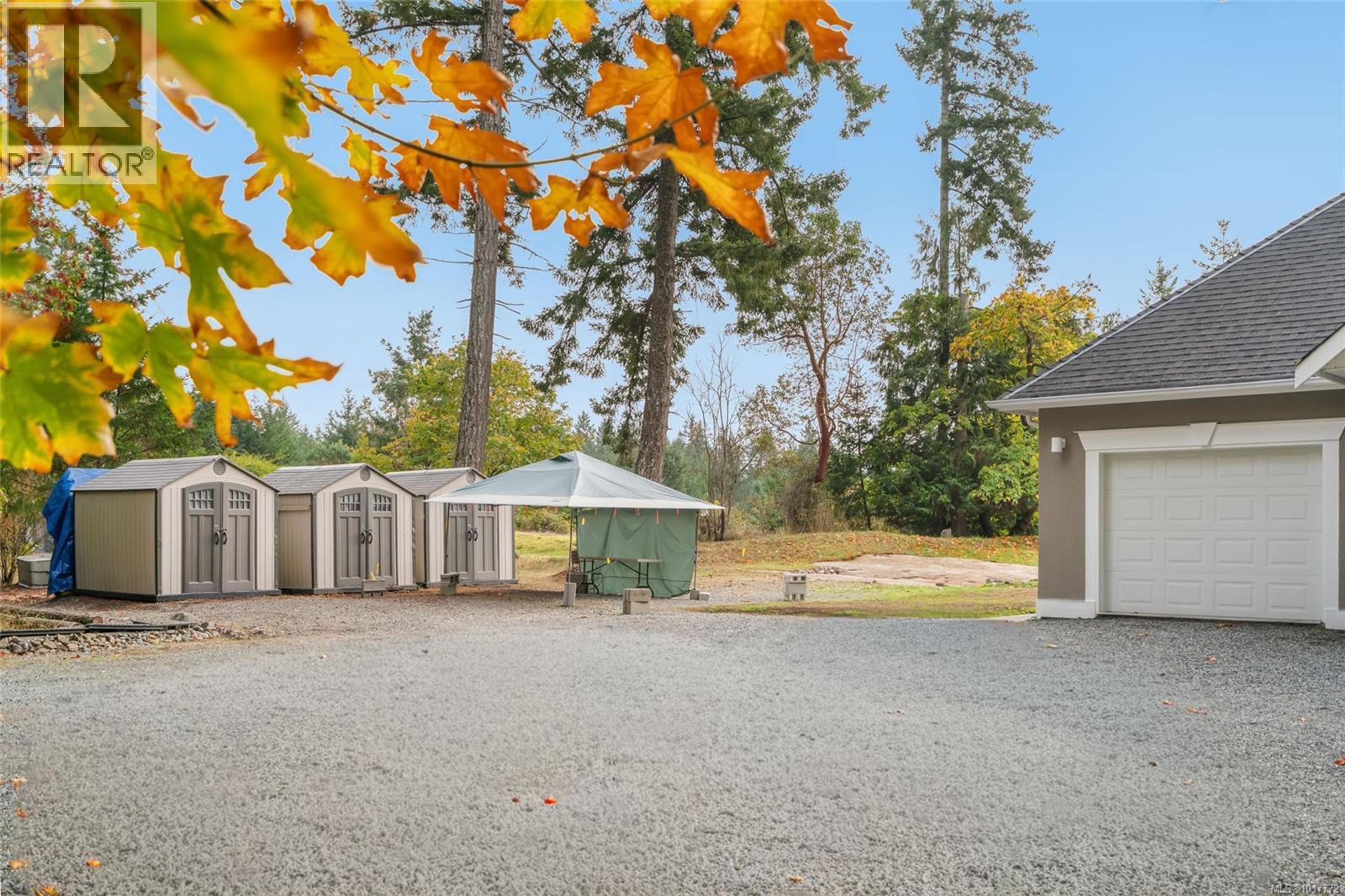 2715 Yellow Point Rd, Nanaimo - Exteriors - Photo 2