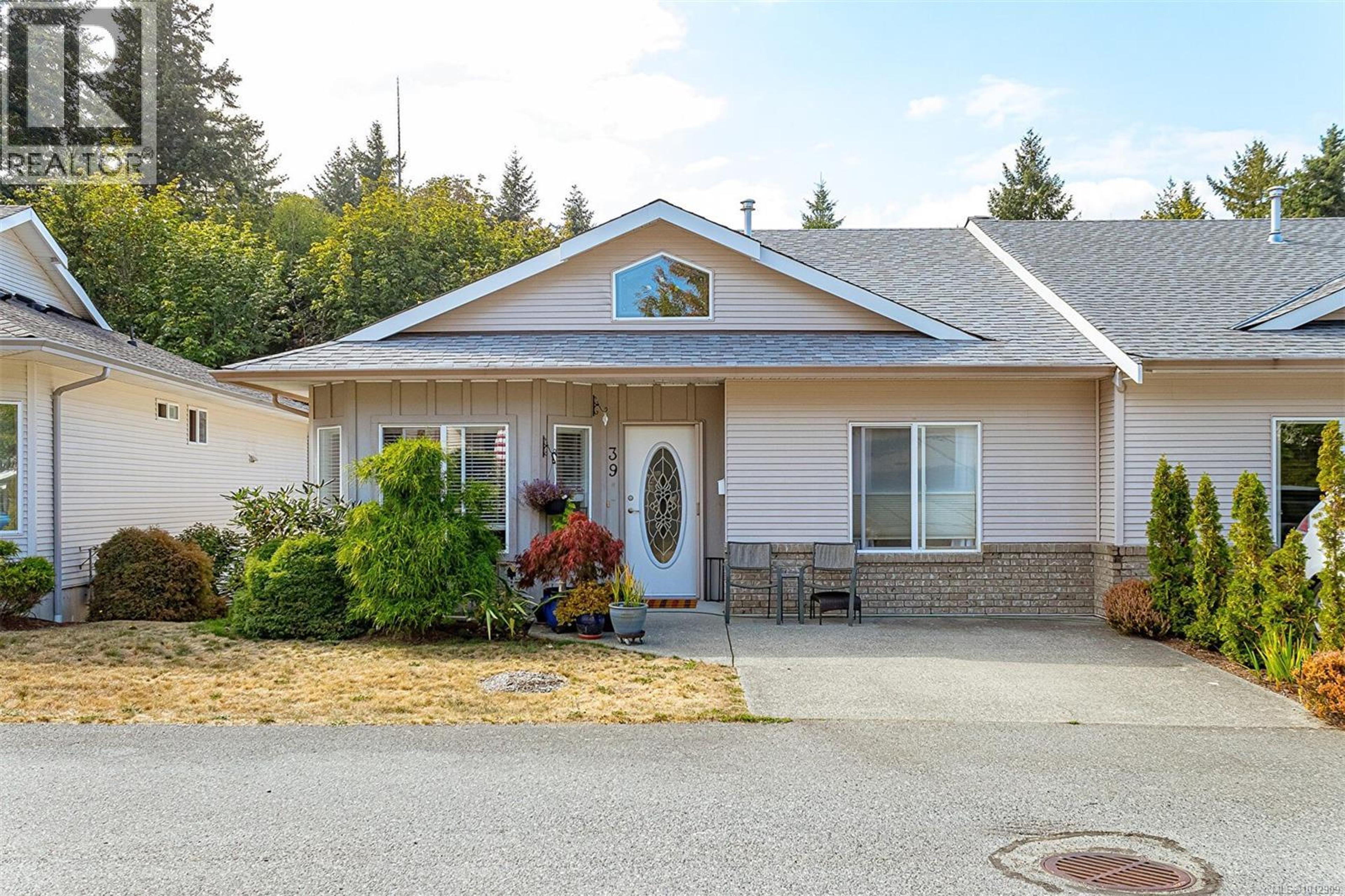 1150 Walkem Rd, Ladysmith - Exteriors - Photo 7