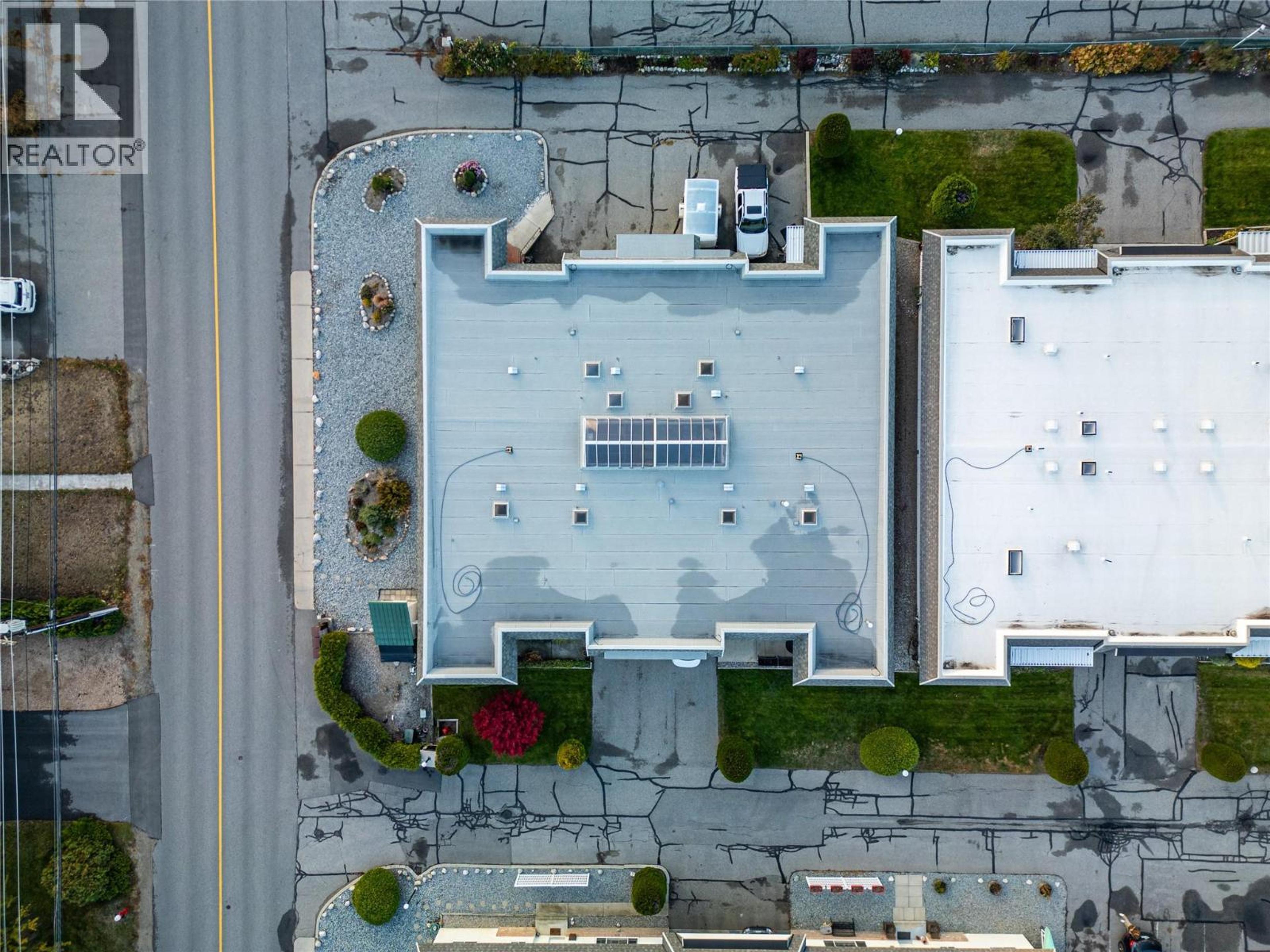 11110 Quinpool Road, Summerland - Exteriors - Drone/Aerial View - Photo 7