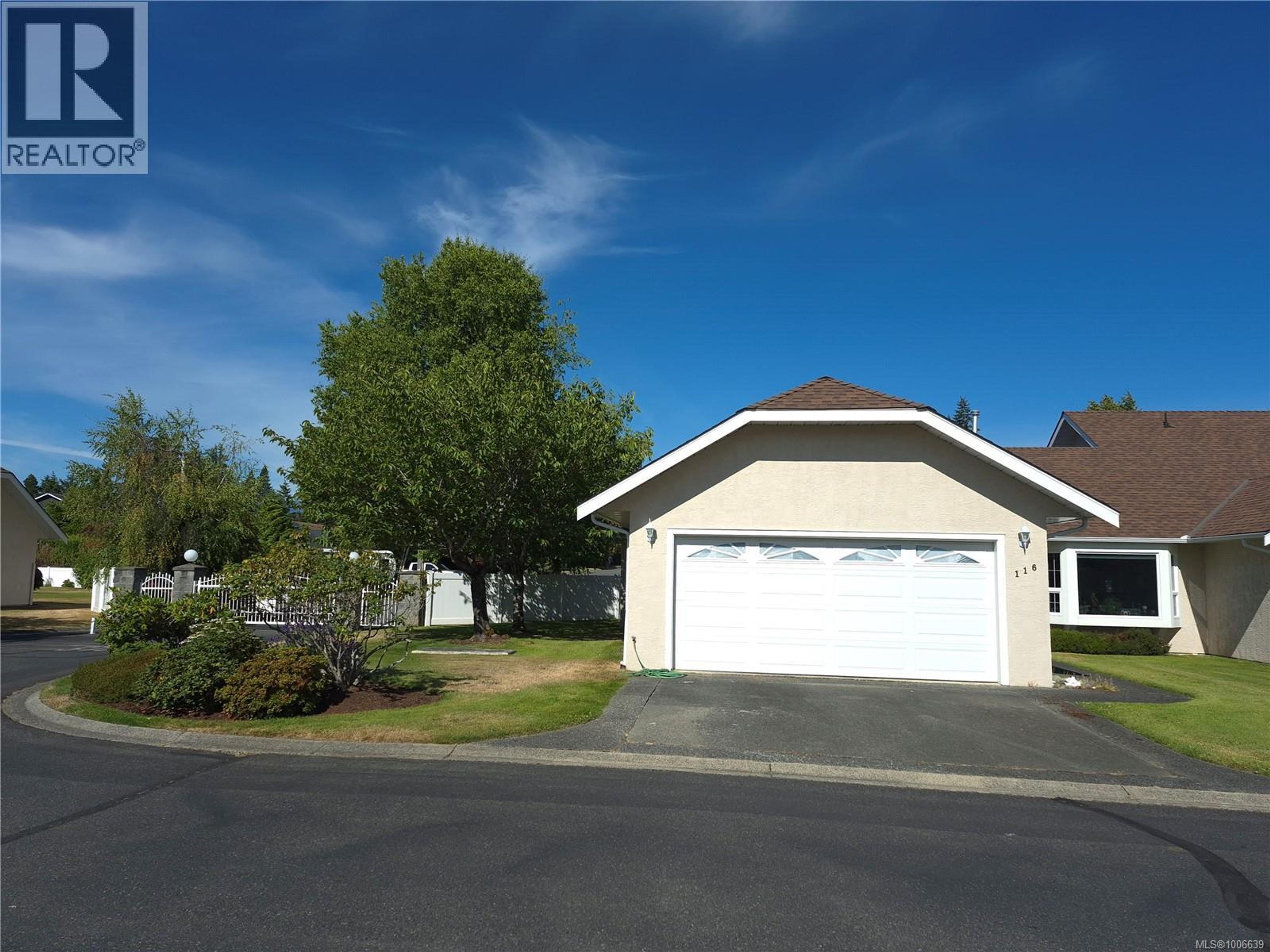 635 Blenkin Ave, Parksville - Exteriors - Photo 9