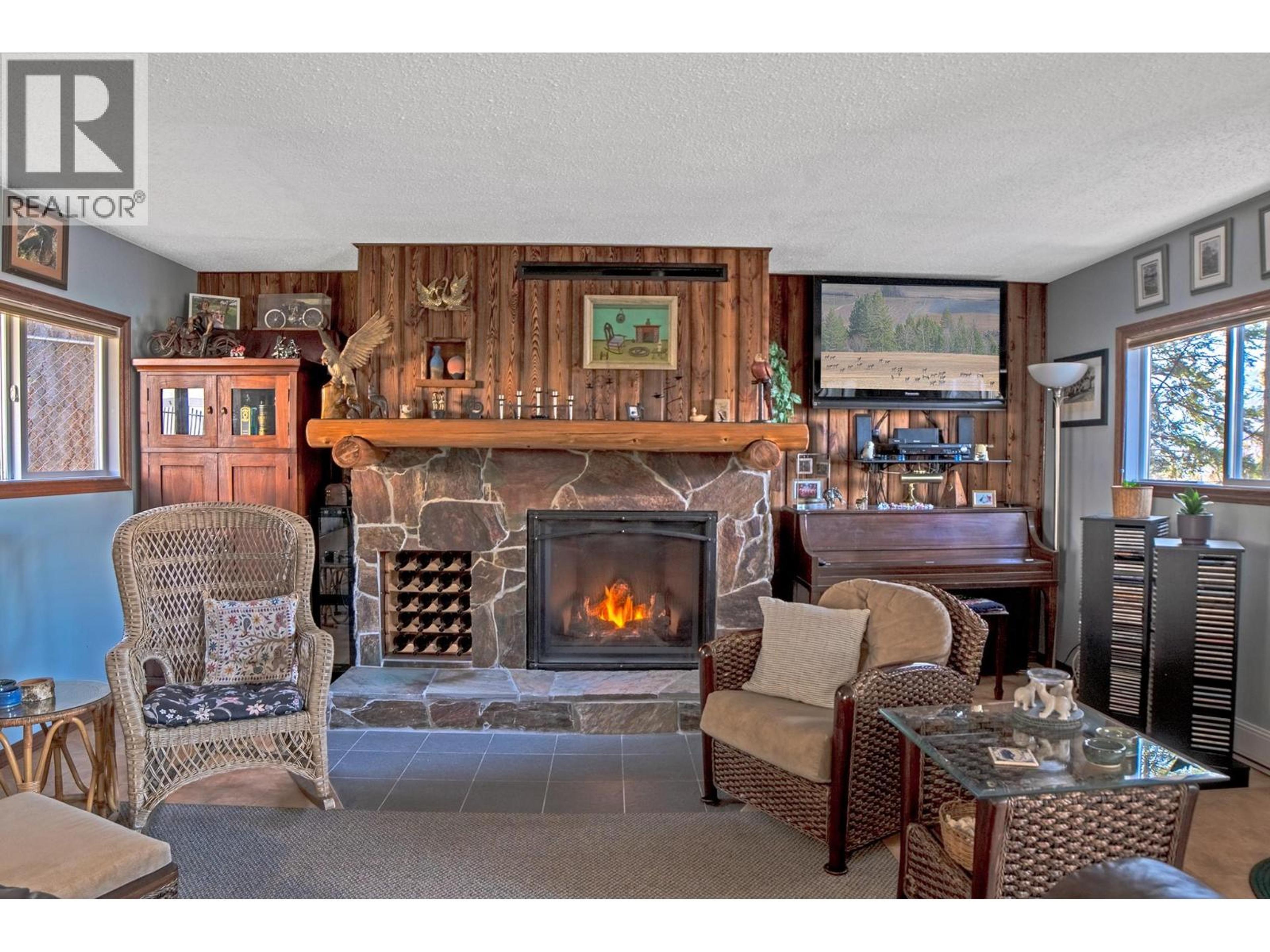 11110 3A HIGHWAY - 10