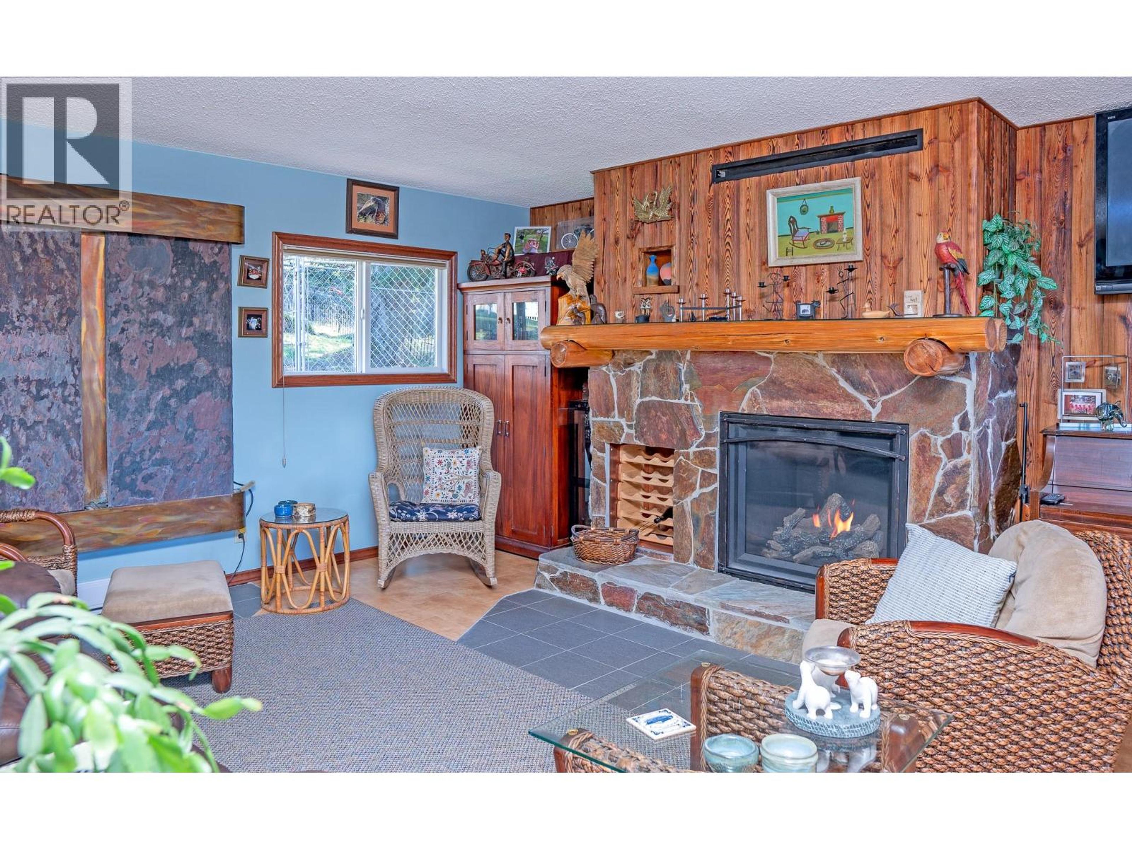 11110 3A HIGHWAY - 13