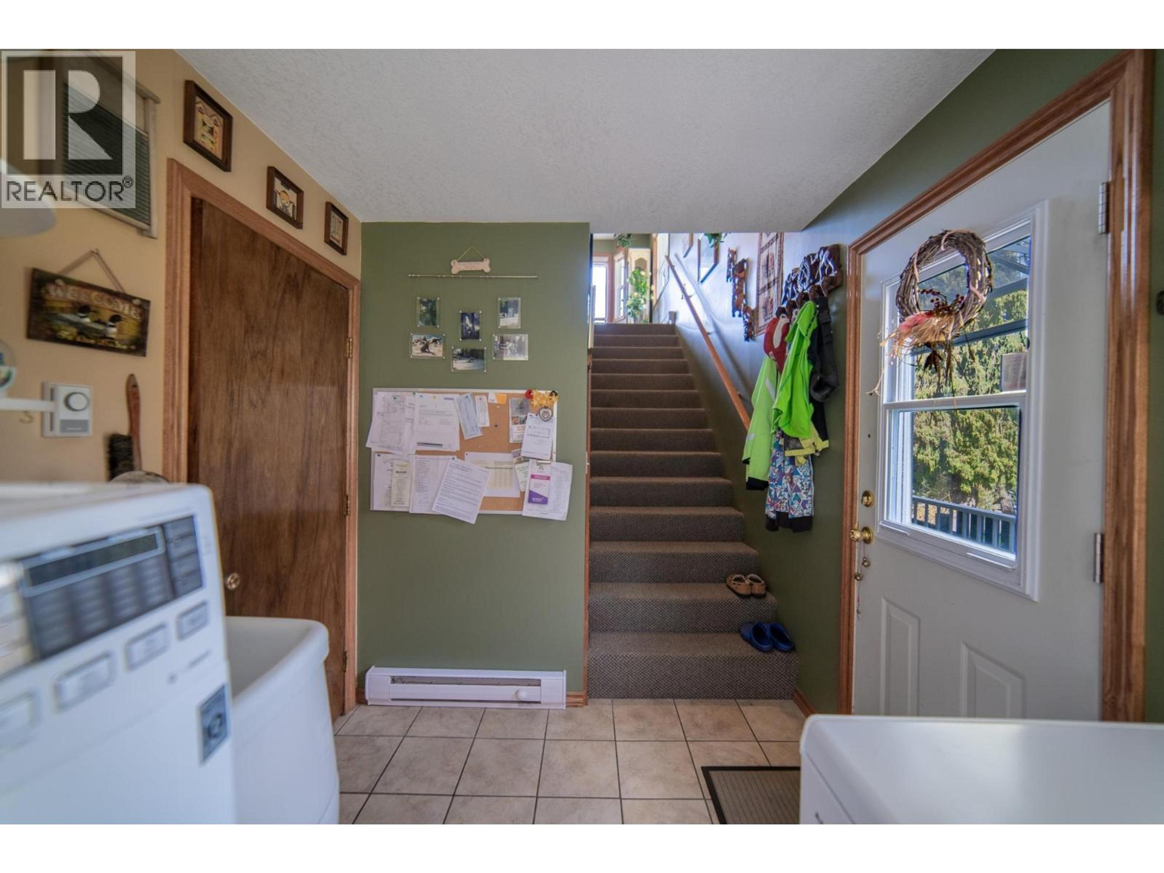 11110 3A HIGHWAY - 18