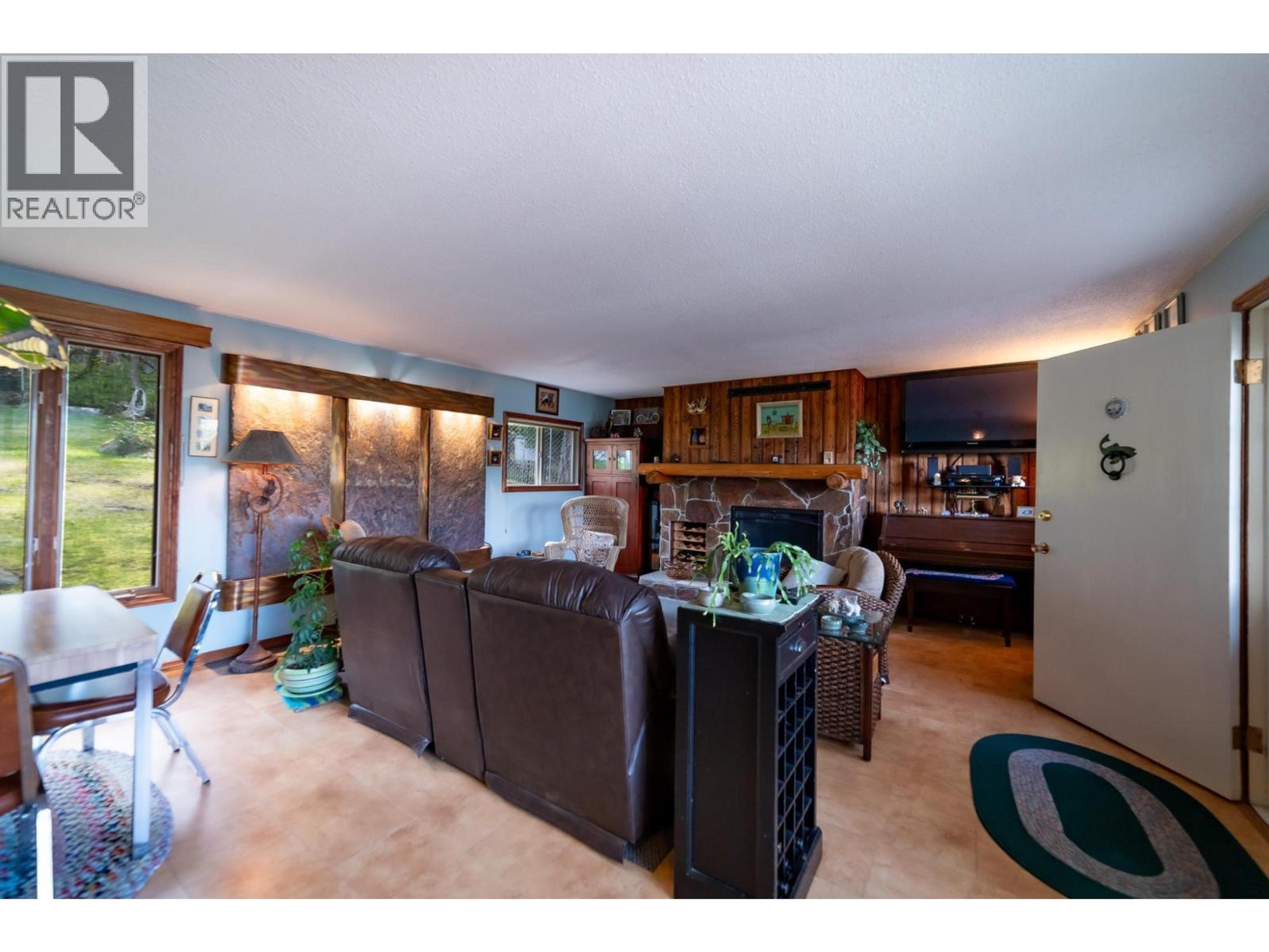 11110 3A HIGHWAY - 20