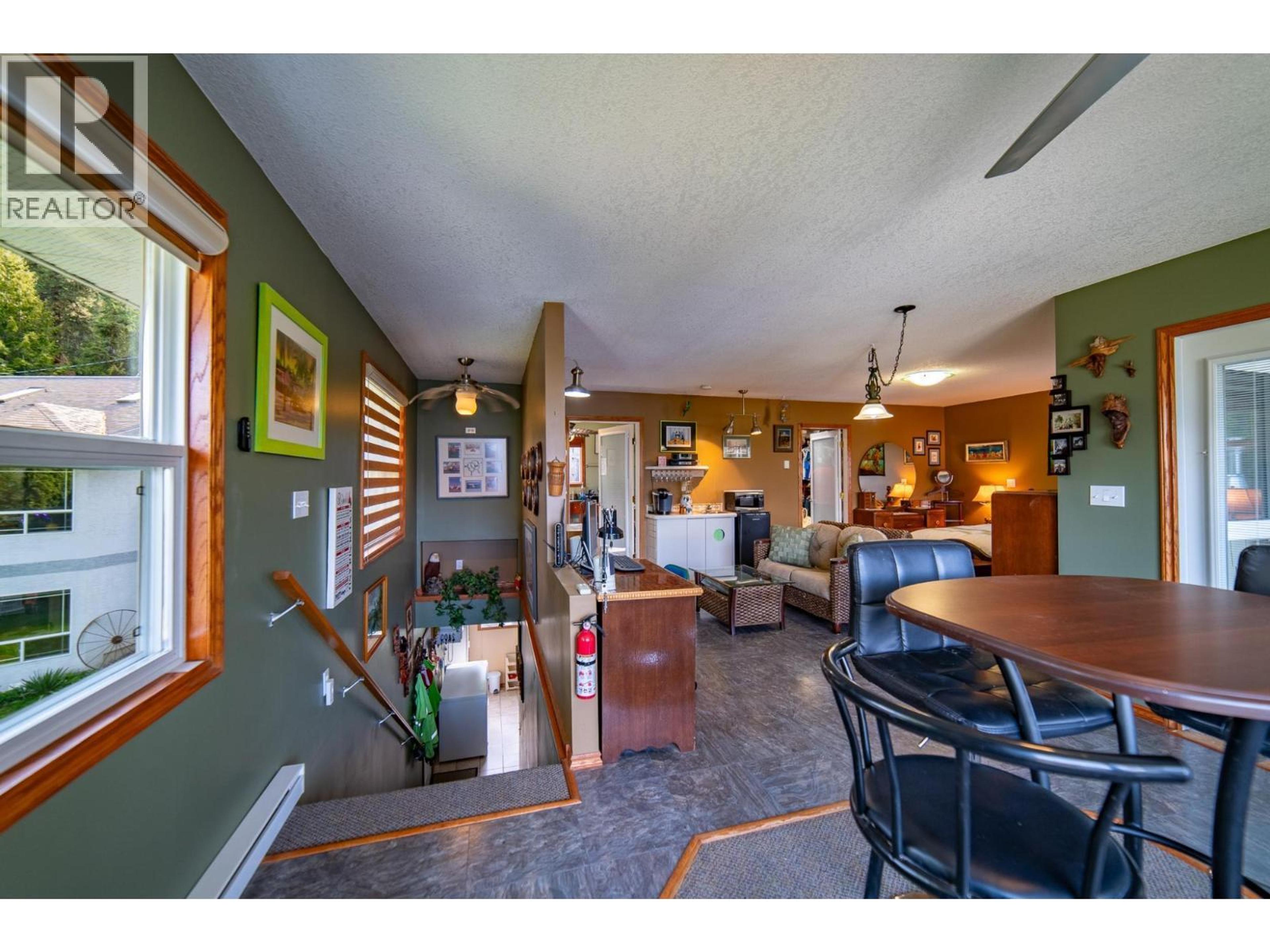 11110 3A HIGHWAY - 28