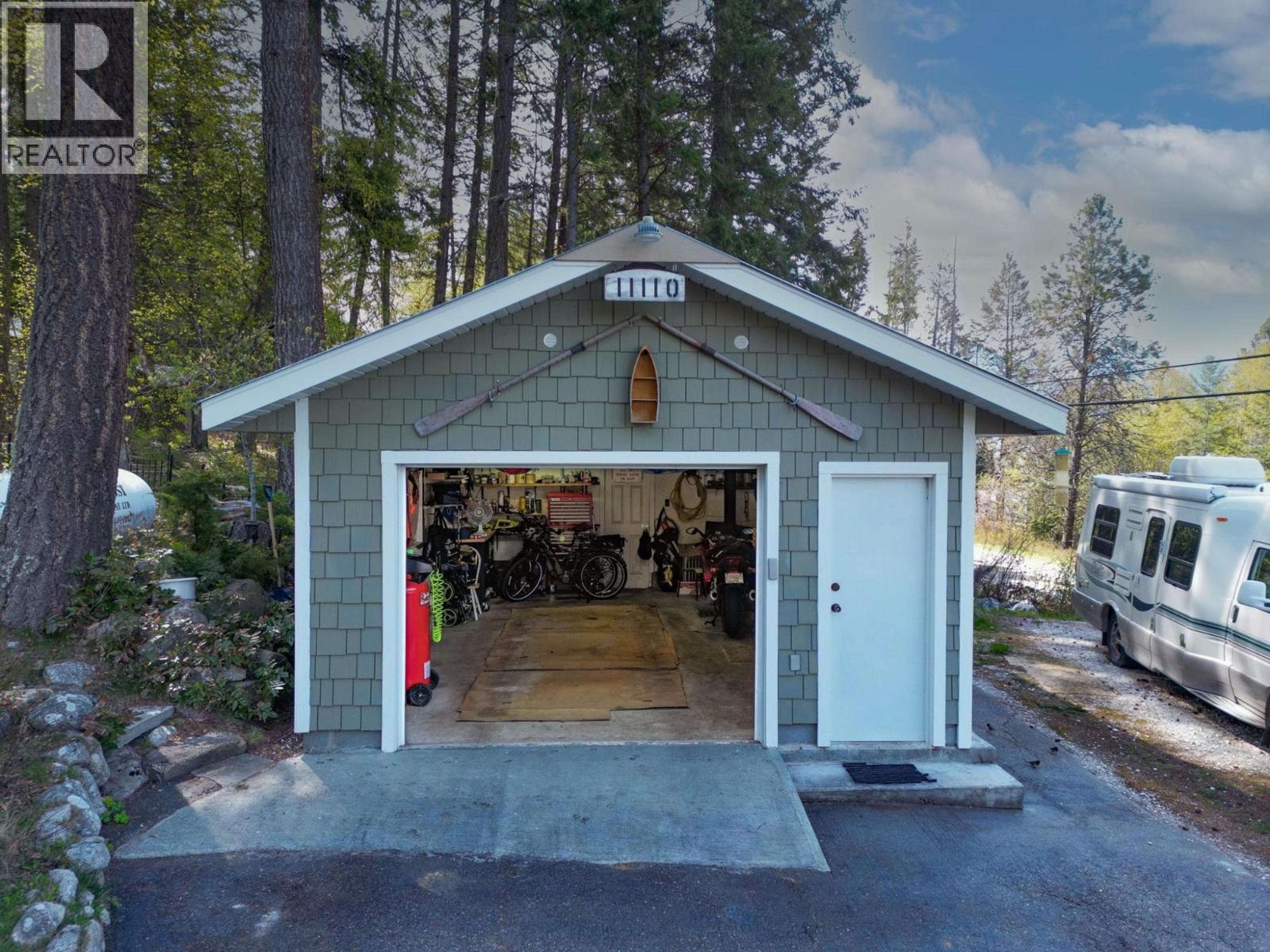 11110 3A HIGHWAY - 61