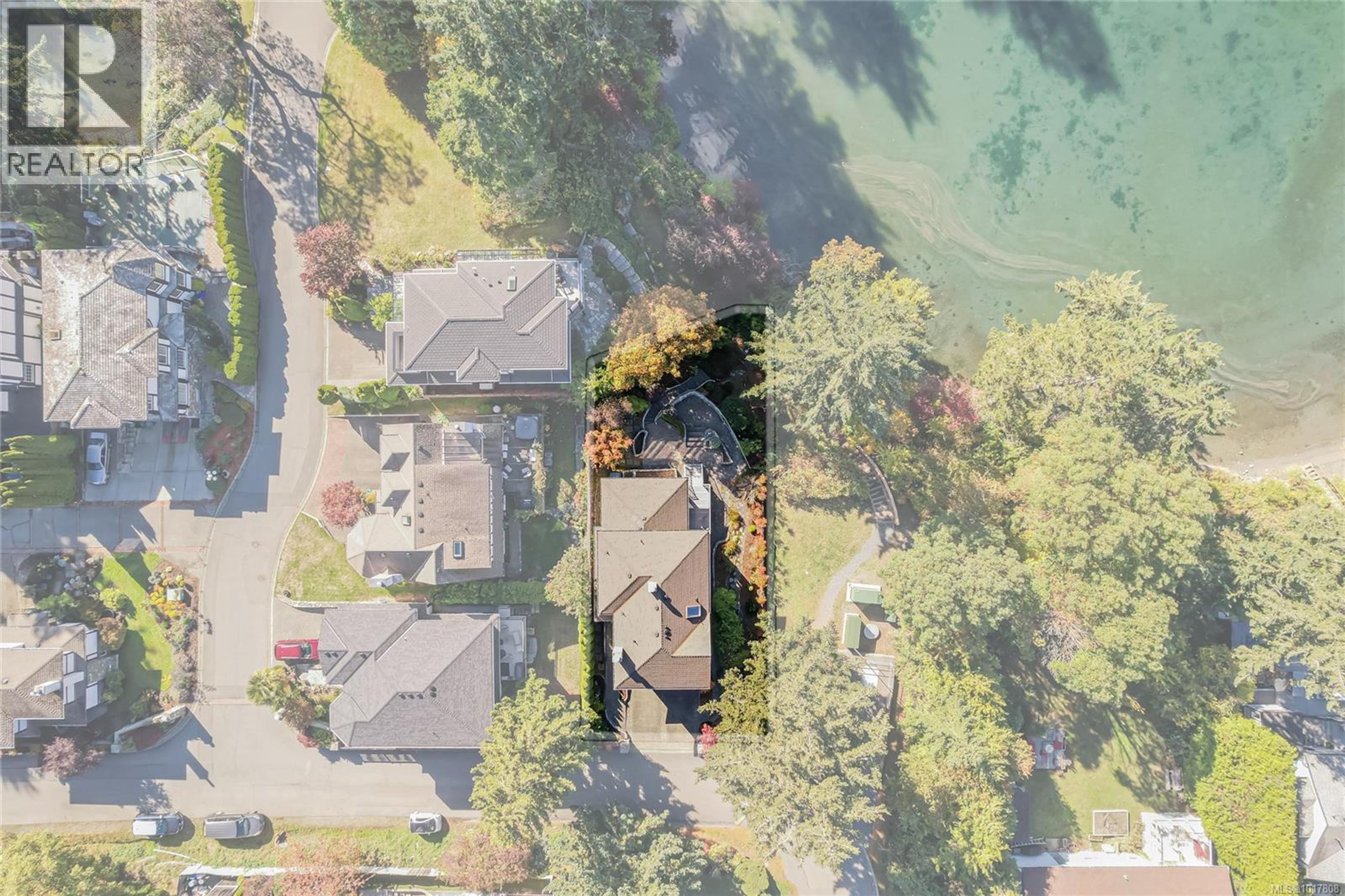 7 Governors Point Rd, View Royal - Exteriors - Drone/Aerial View - Photo 7