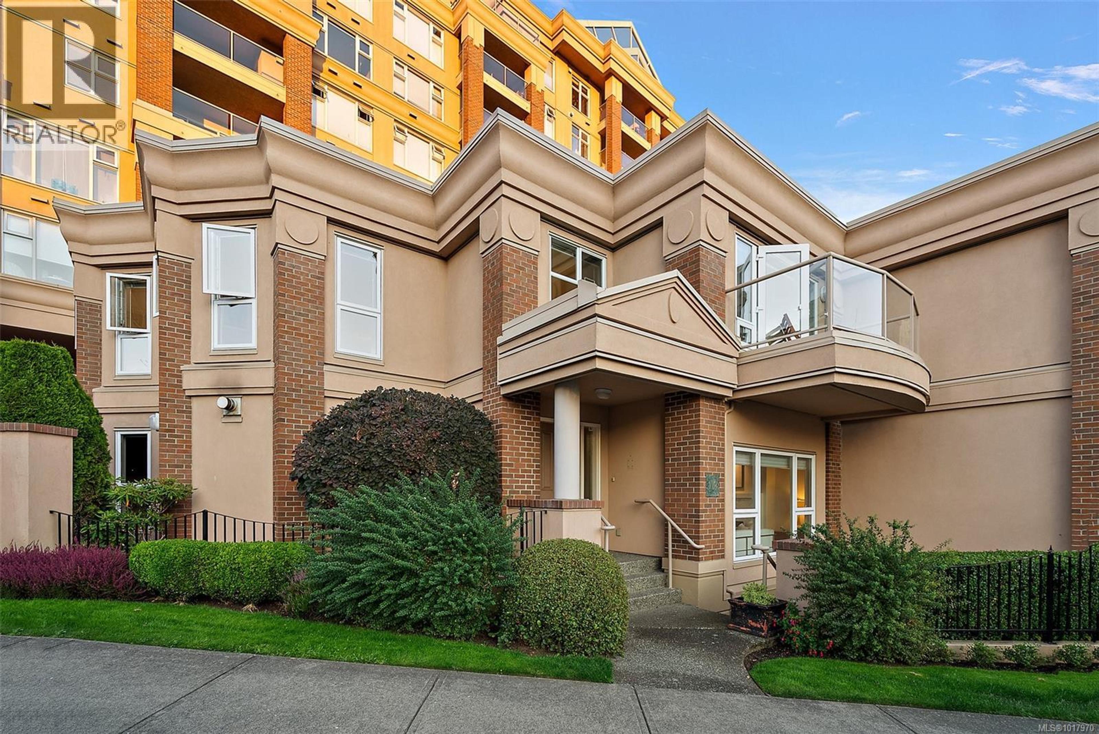 75 Songhees Rd, Victoria - Exteriors - Photo 4