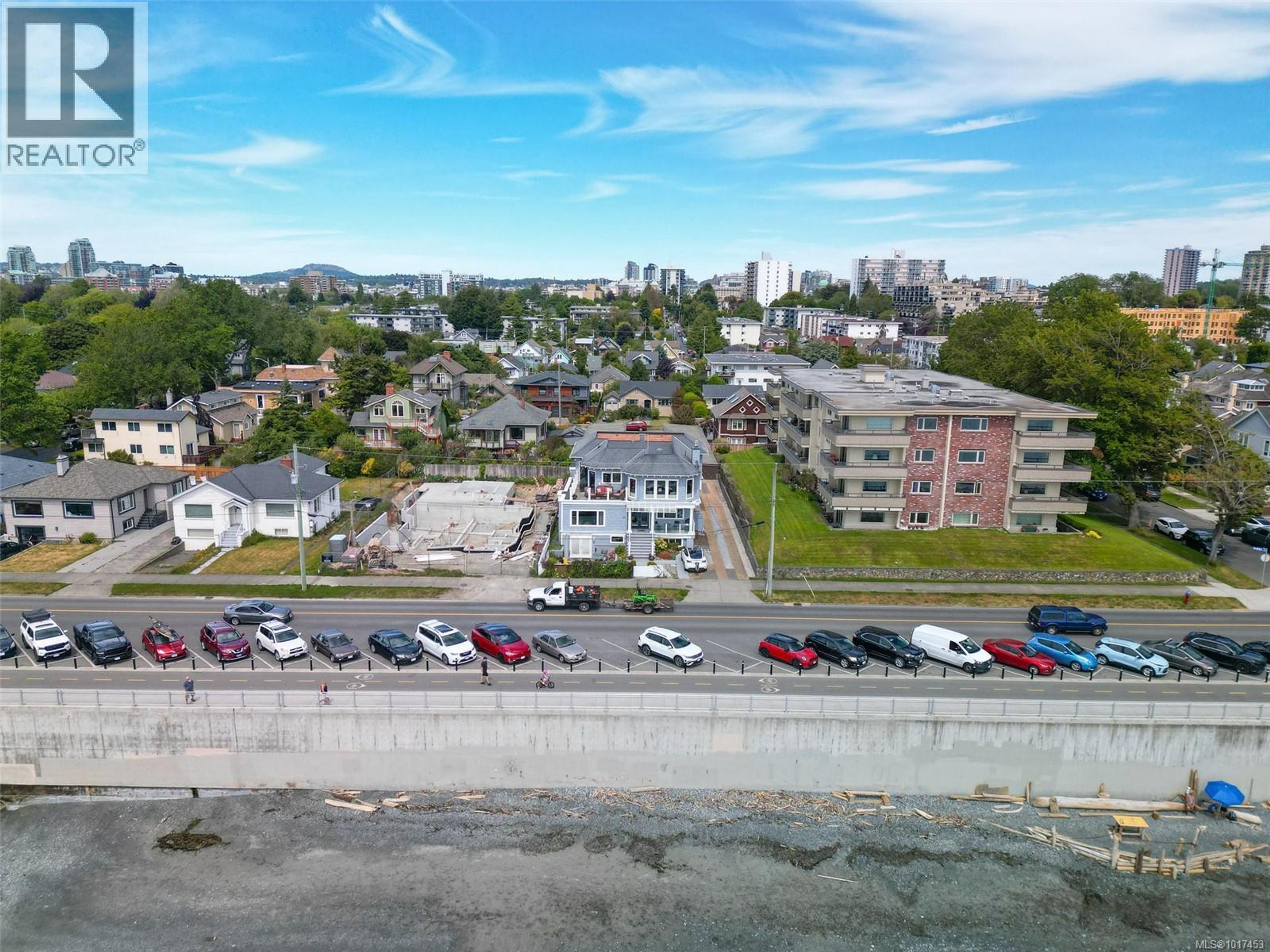 338 Dallas Rd, Victoria - Exteriors - Full Complex View, Drone/Aerial View - Photo 3