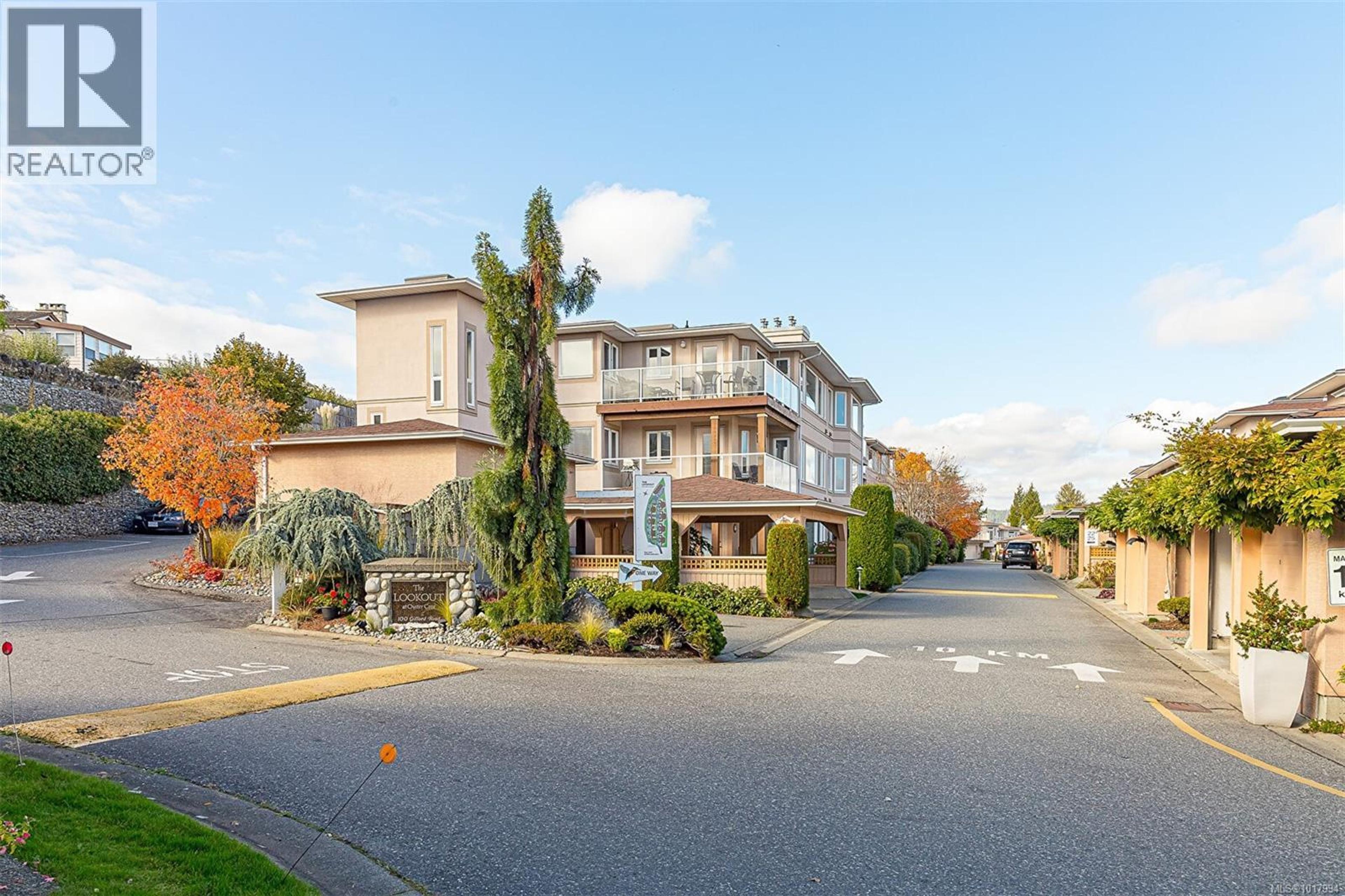 100 Gifford Rd, Ladysmith - Exteriors - Full Complex View - Photo 6