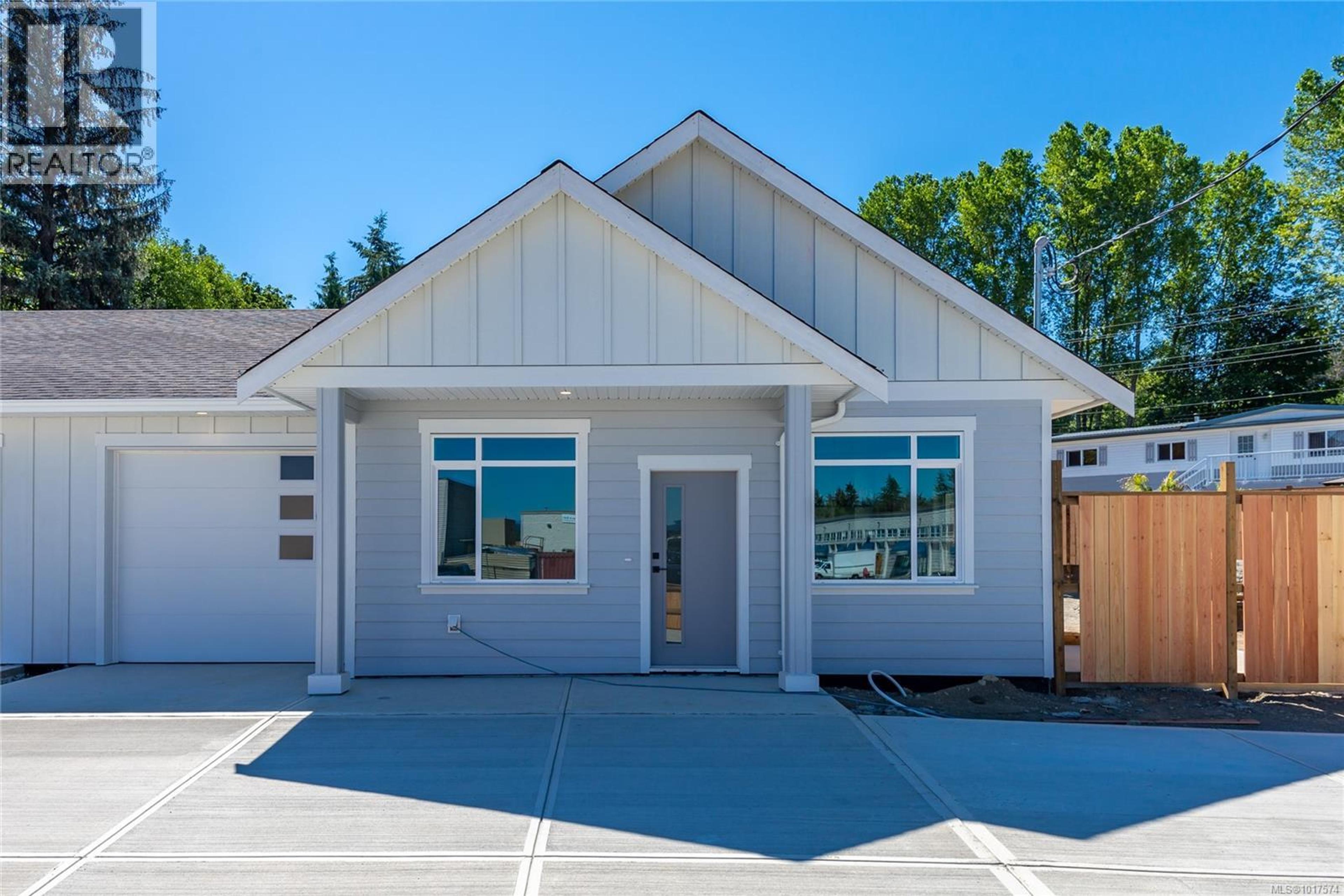 1025 9TH Ave, Campbell River - Exteriors - Photo 3