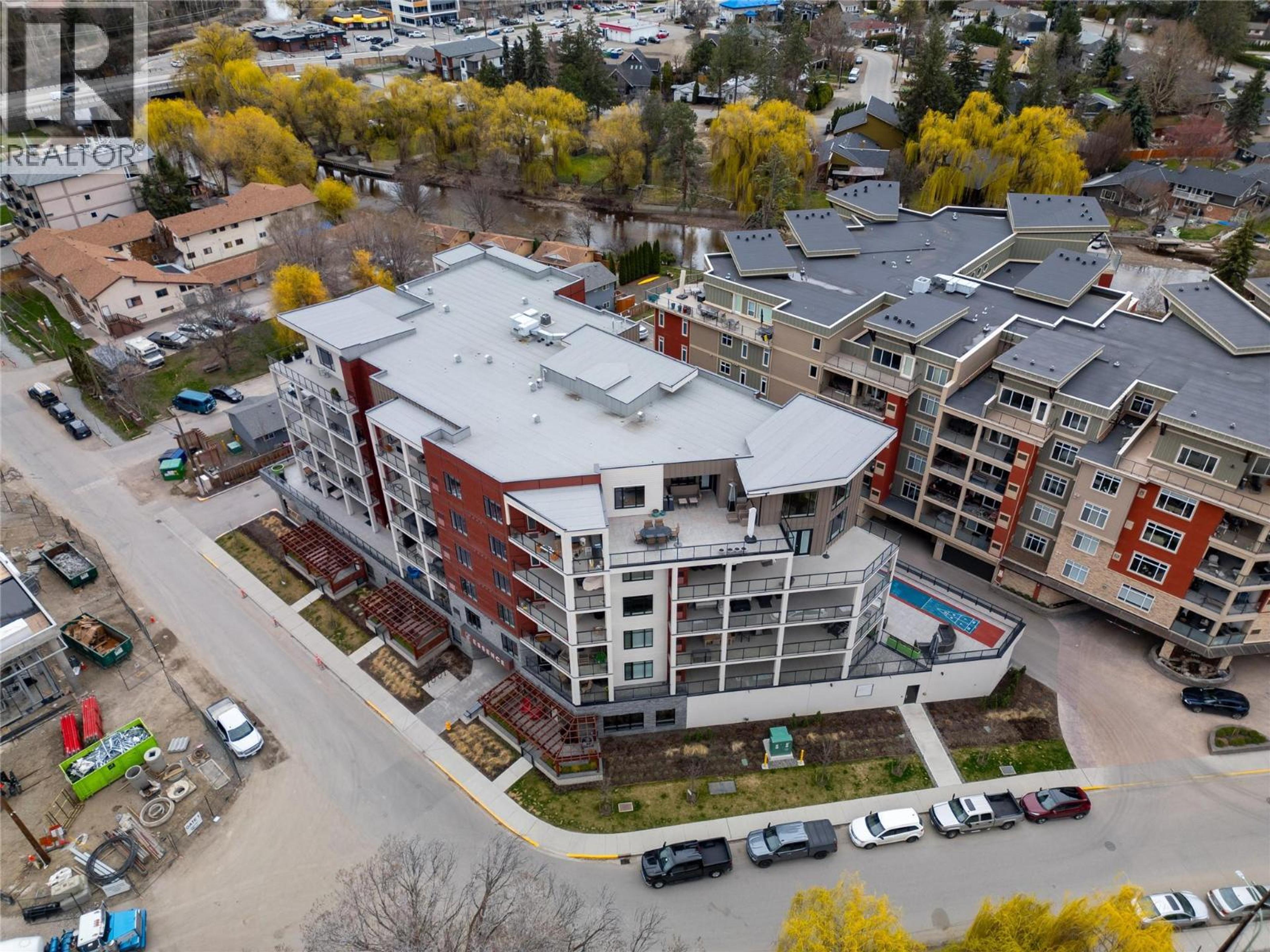 529 Truswell Road, Kelowna - Exteriors - Full Complex View, Drone/Aerial View - Photo 6