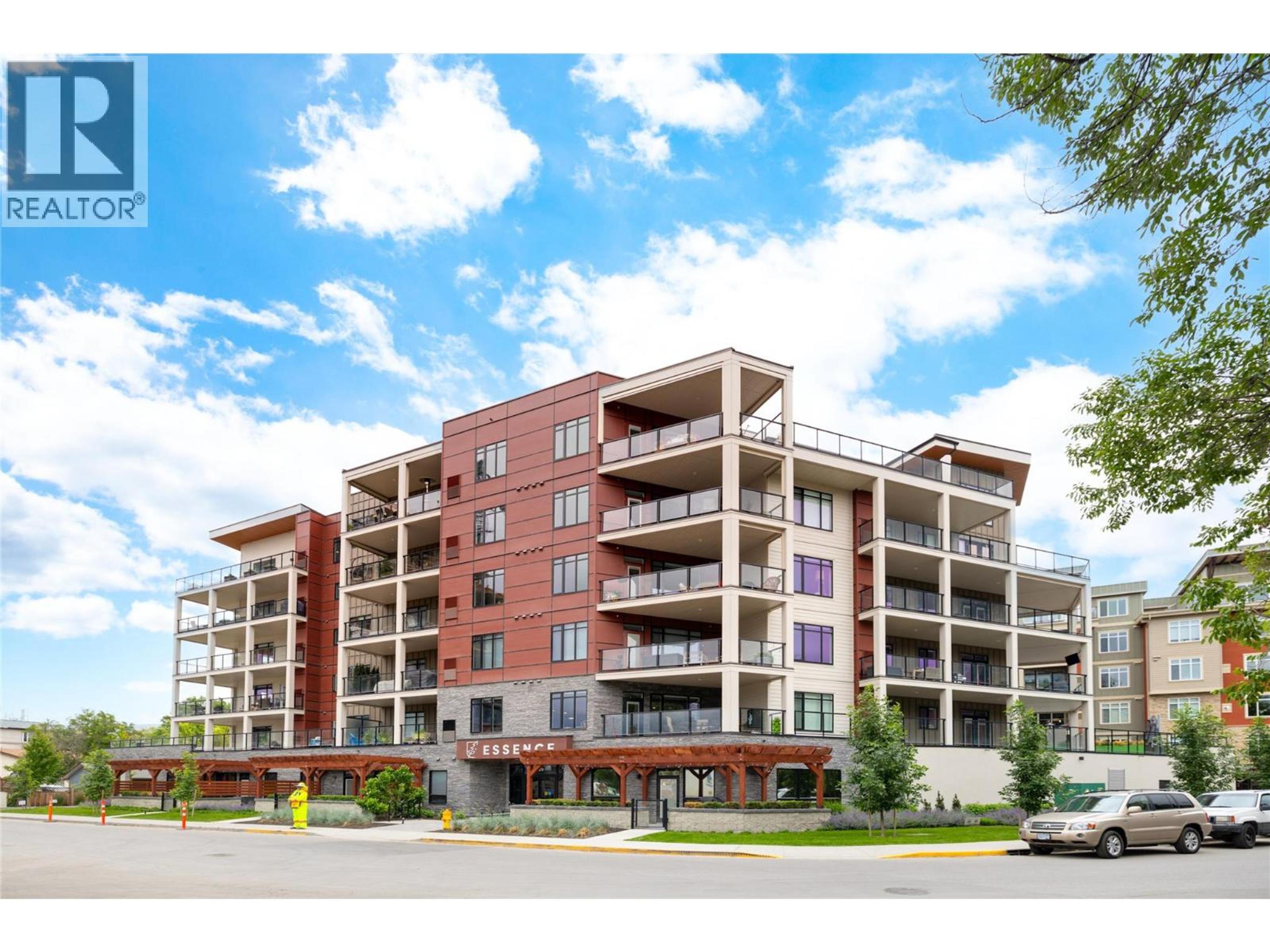 529 Truswell Road, Kelowna - Exteriors - Full Complex View - Photo 9