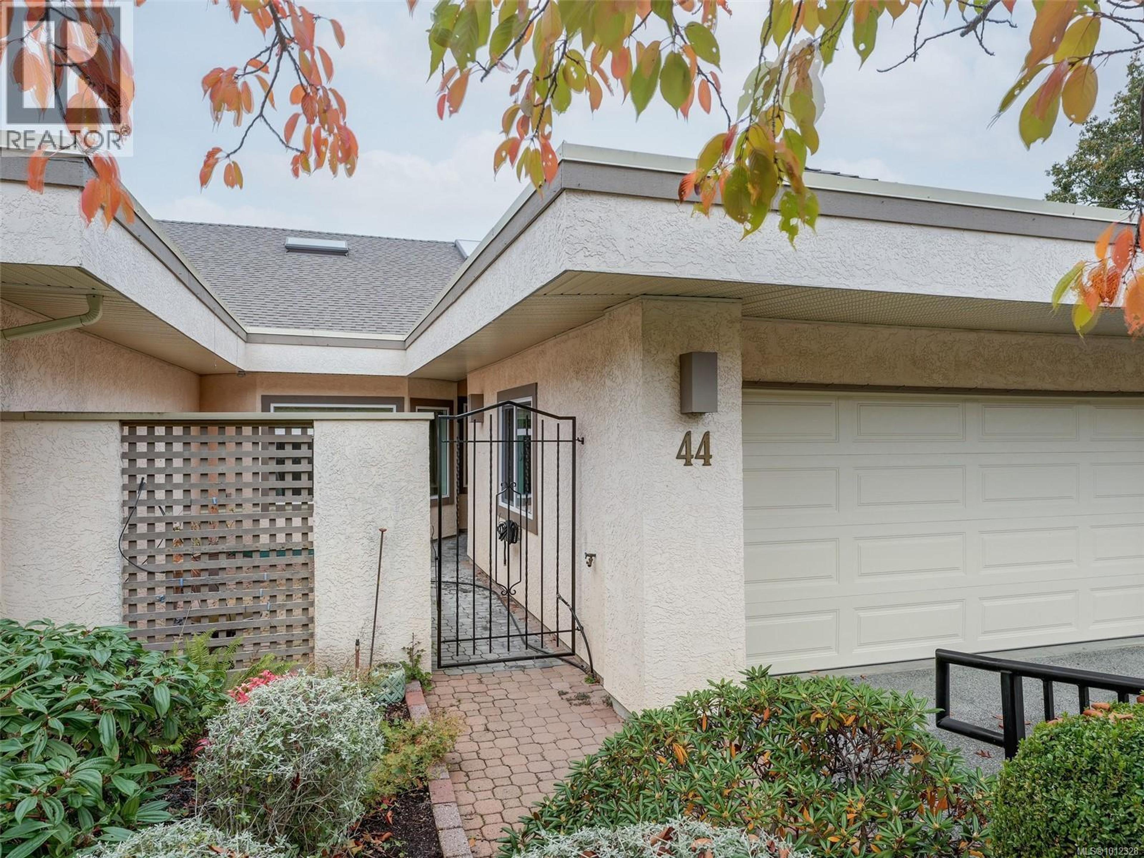 4318 Emily Carr Dr, Saanich - Exteriors - Photo 1