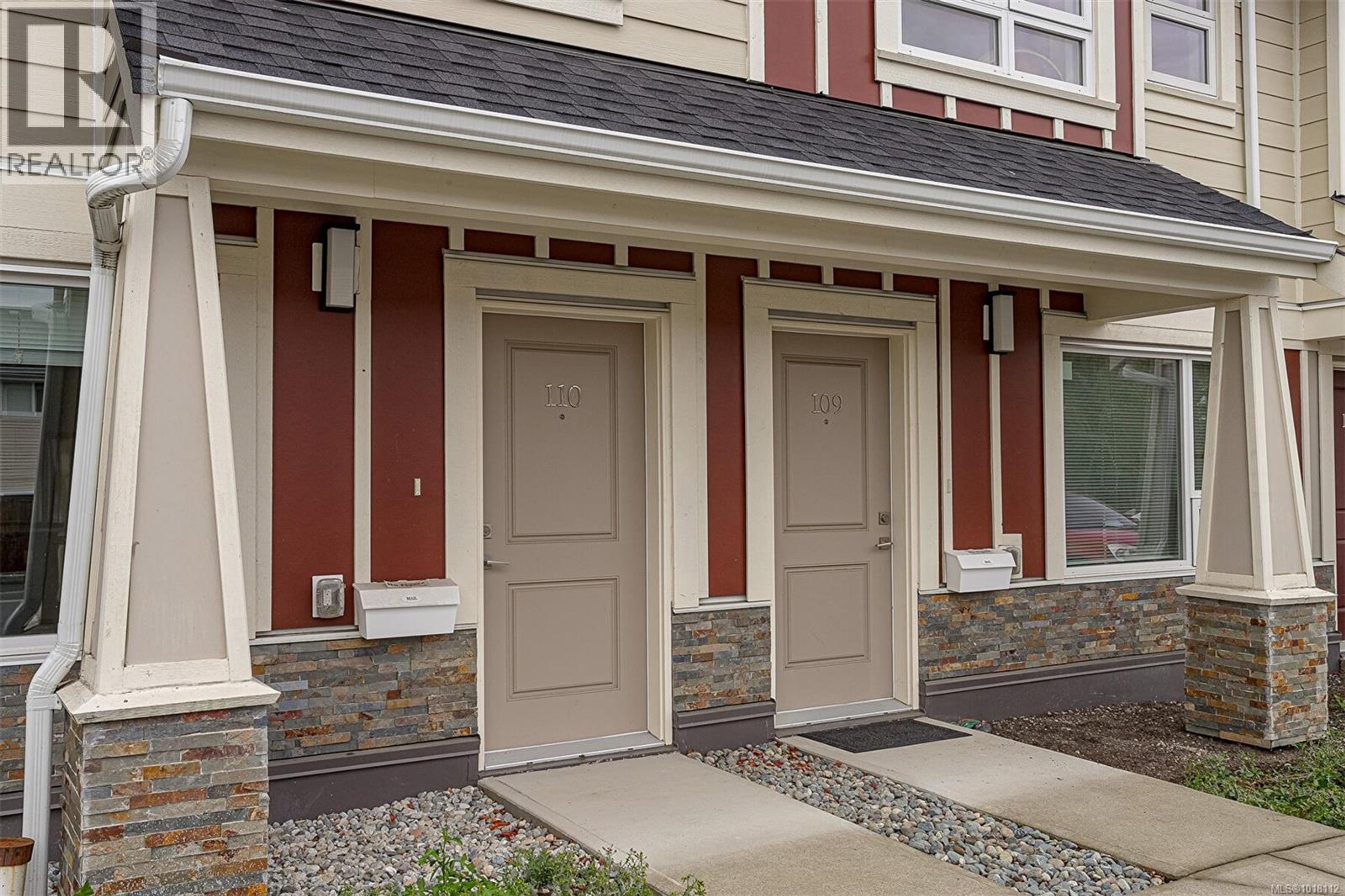 3248 Sherman Rd, Duncan - Exteriors - Photo 1