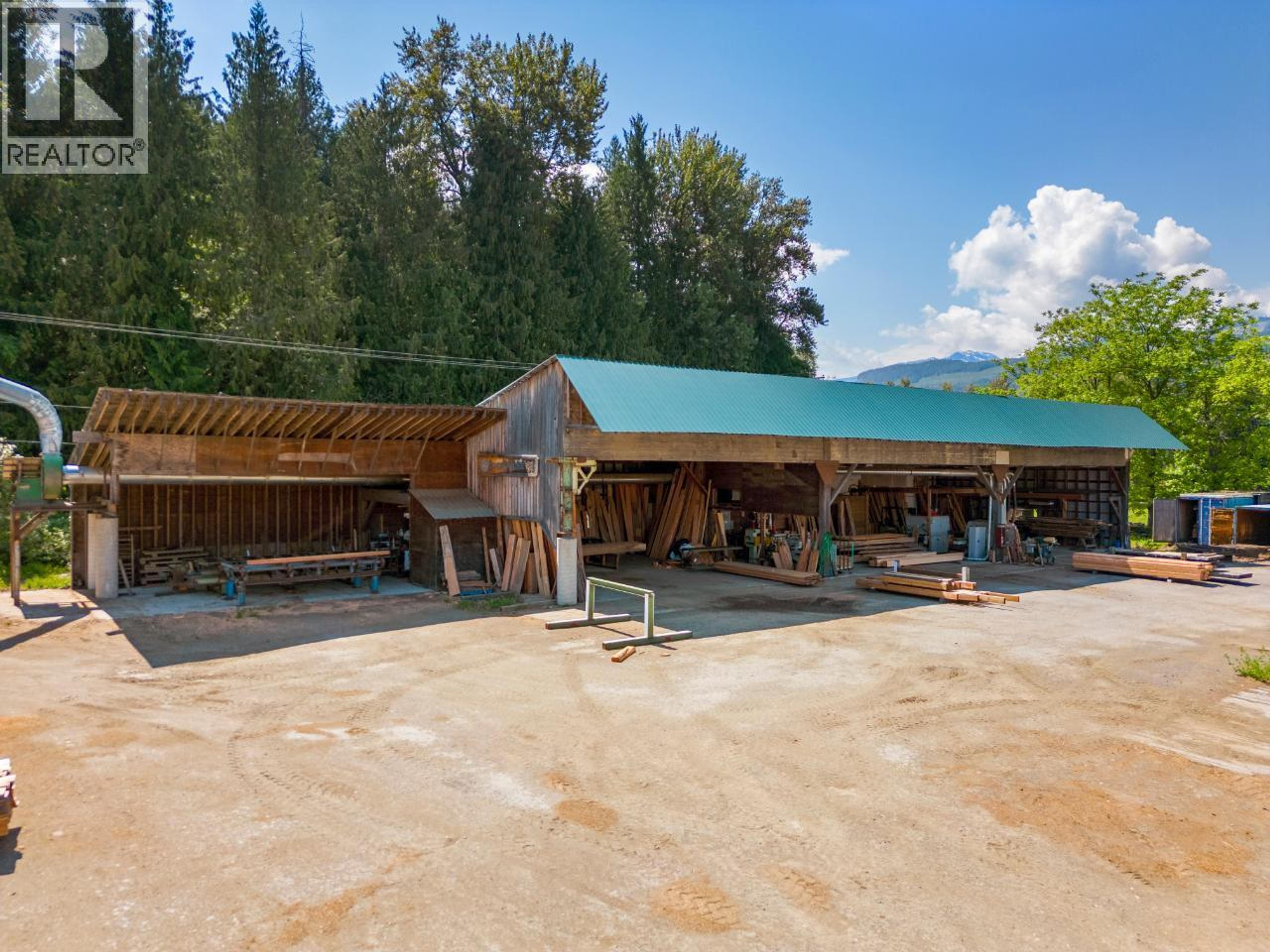 209 LARDEAU RIVER ROAD - 15