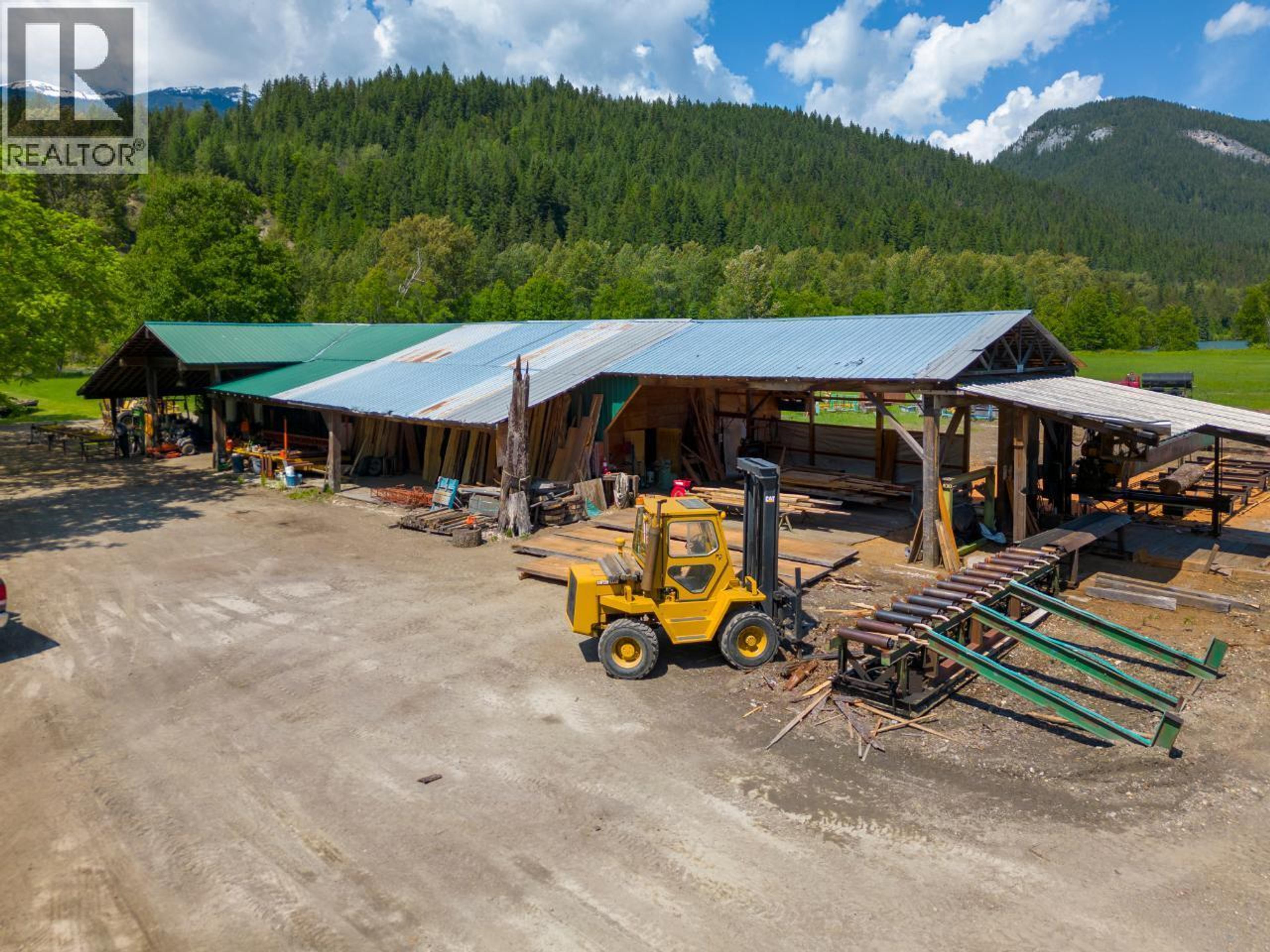 209 LARDEAU RIVER ROAD - 20