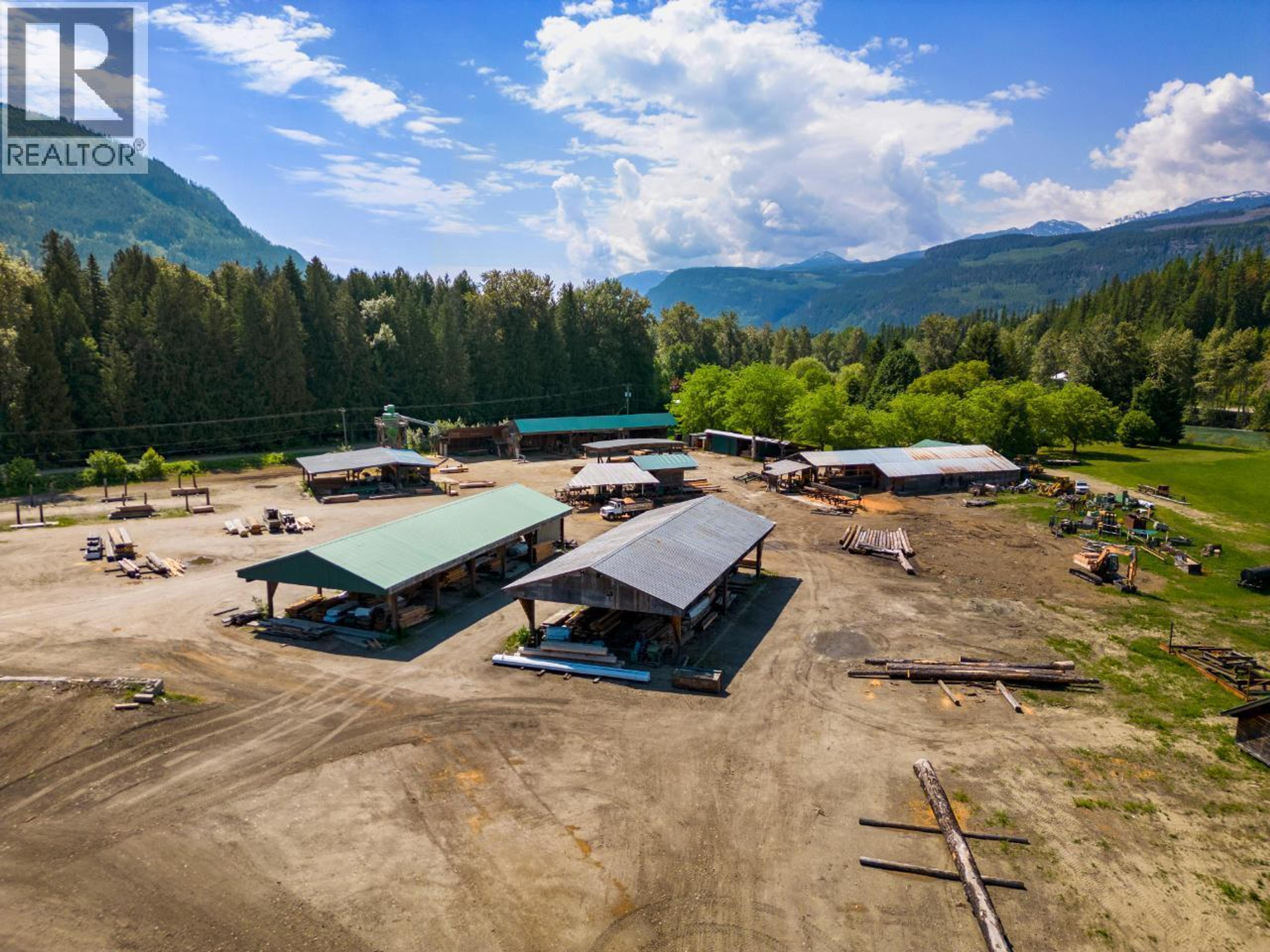 209 LARDEAU RIVER ROAD - 5