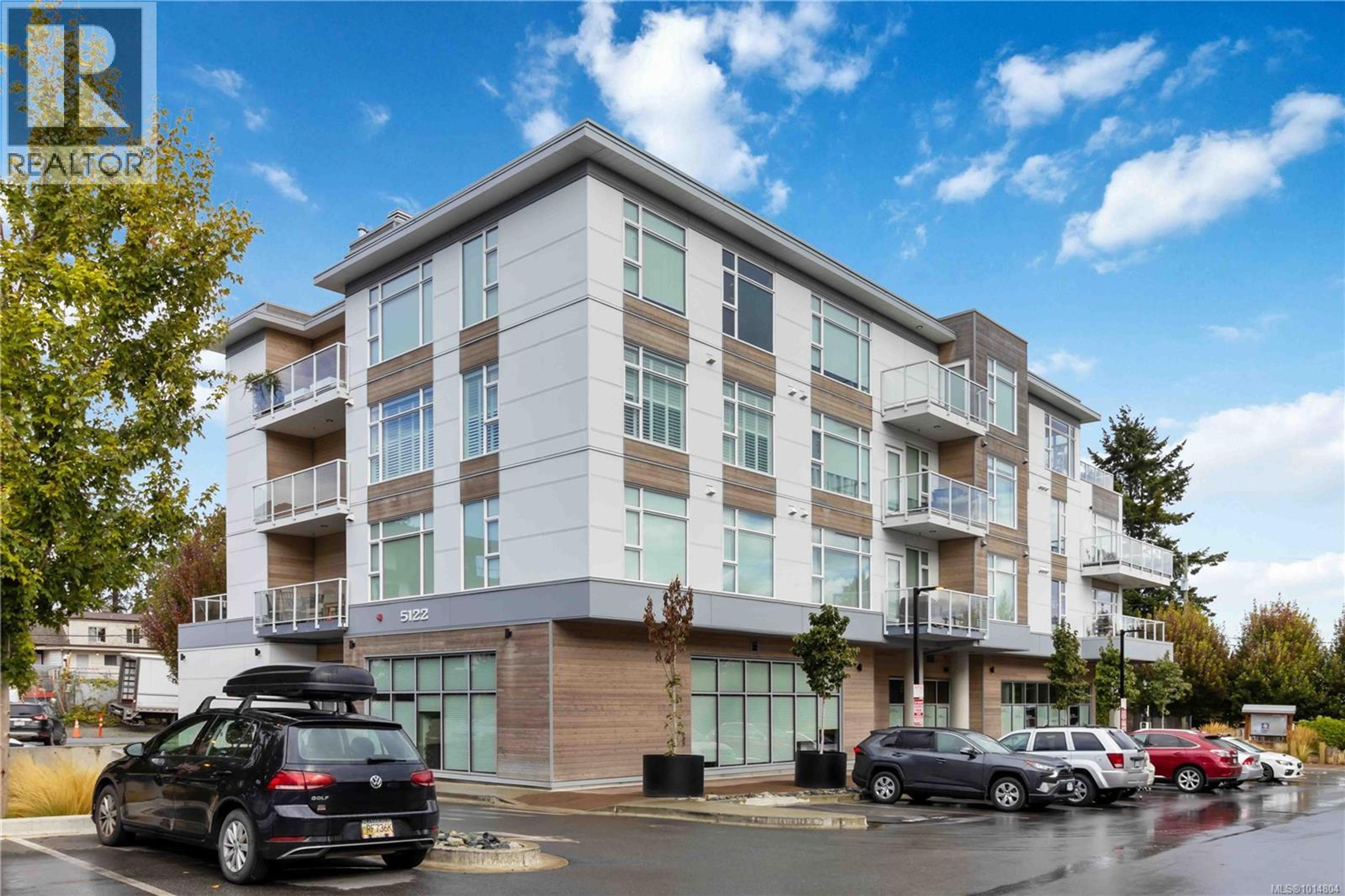 5122 Cordova Bay Rd, Saanich - Exteriors - Photo 5