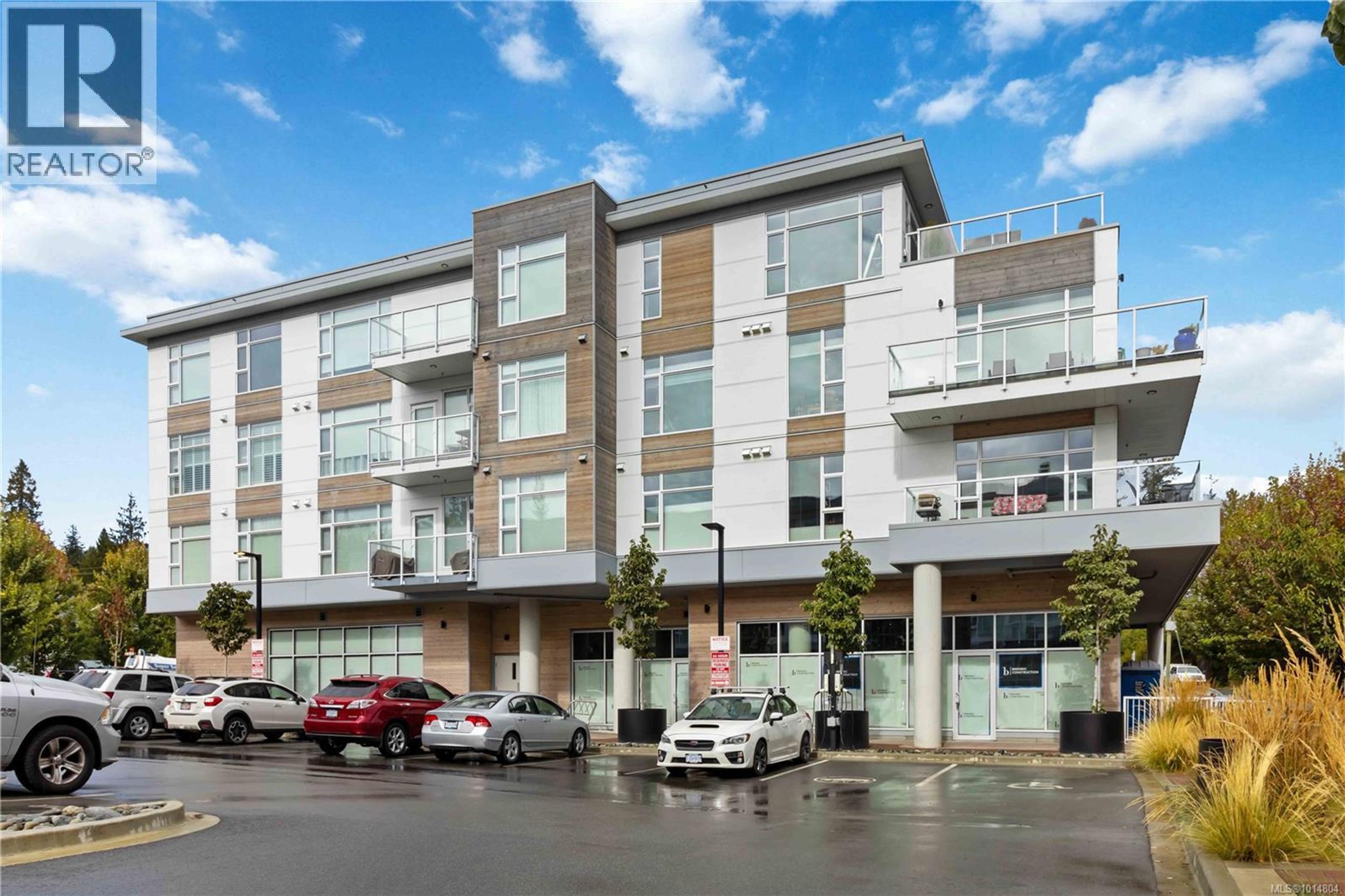 5122 Cordova Bay Rd, Saanich - Exteriors - Full Complex View - Photo 4