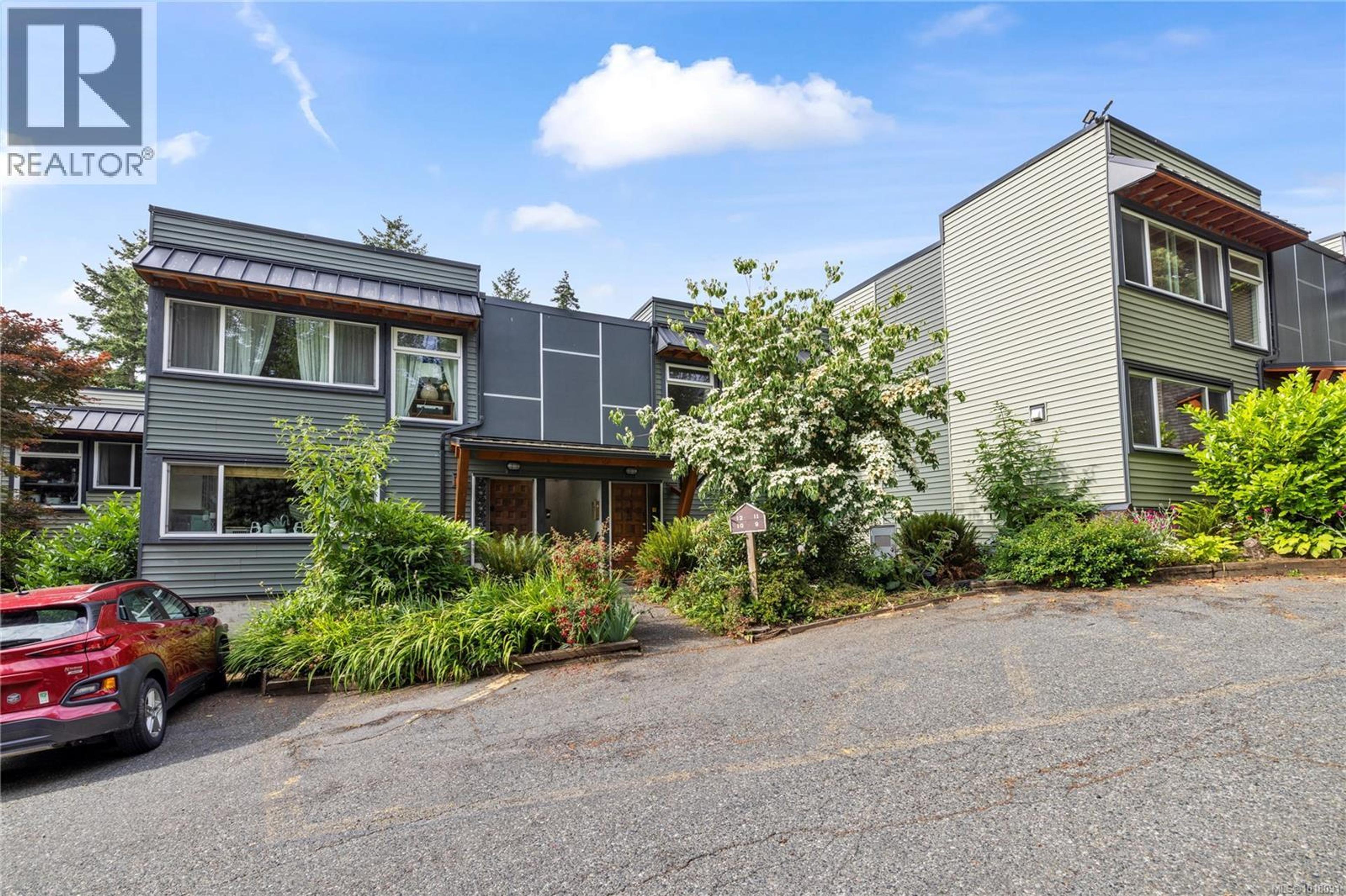 111 Wall St, Nanaimo - Exteriors - Full Complex View - Photo 1