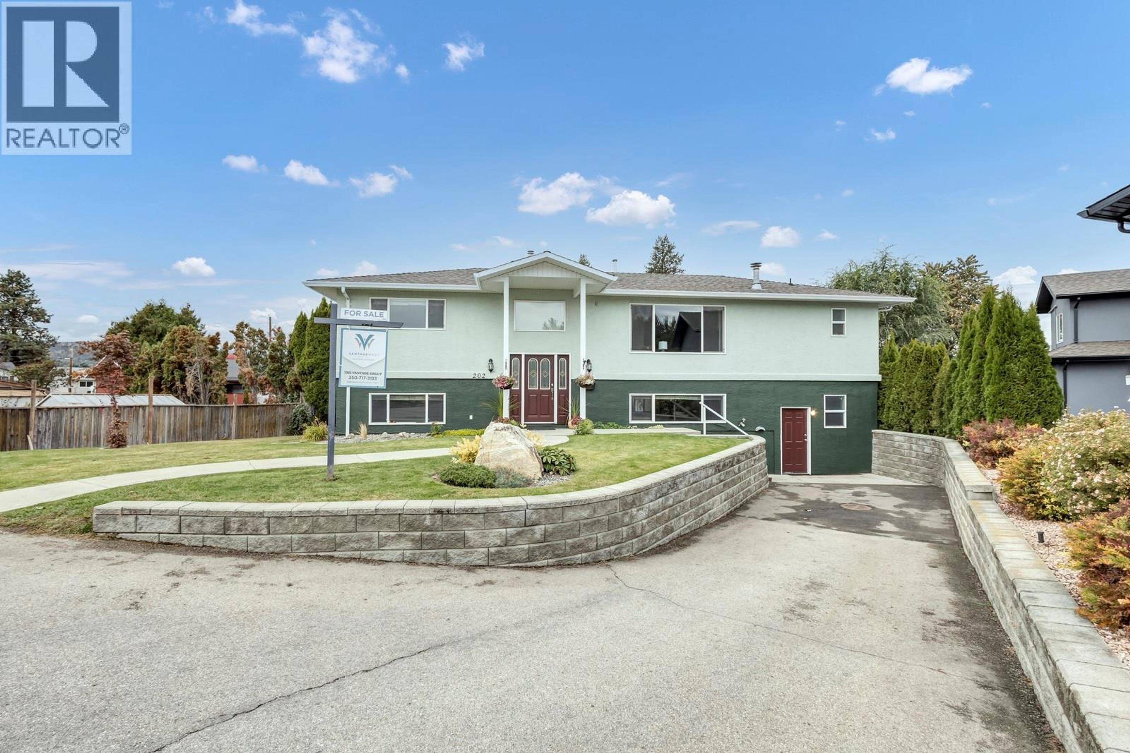 202 Pearson Road, Kelowna - Exteriors - Photo 13