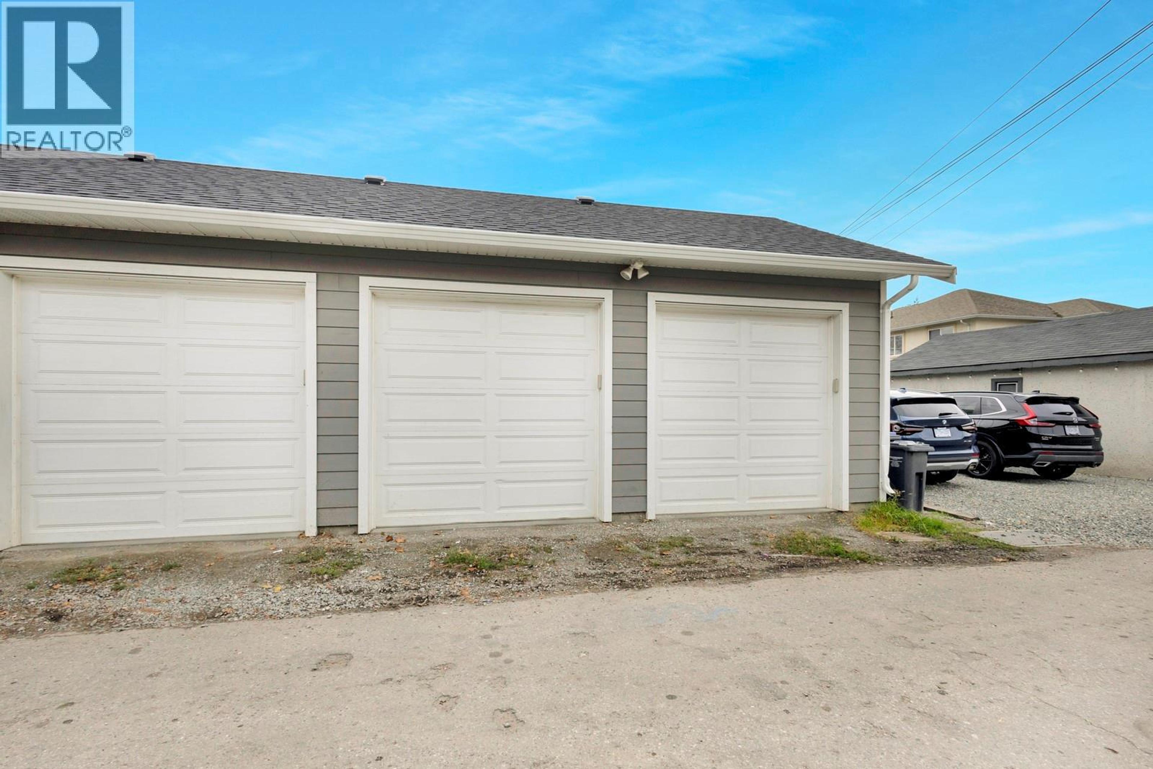 784 Glenwood Avenue, Kelowna - Exteriors - Photo 1