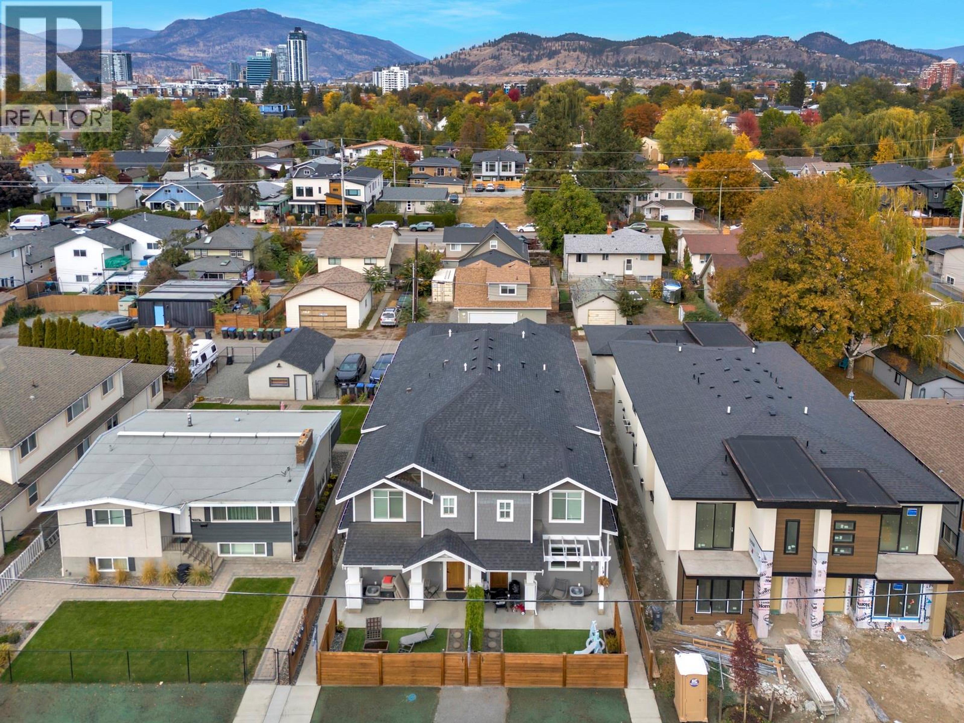 784 Glenwood Avenue, Kelowna - Exteriors - Drone/Aerial View - Photo 3