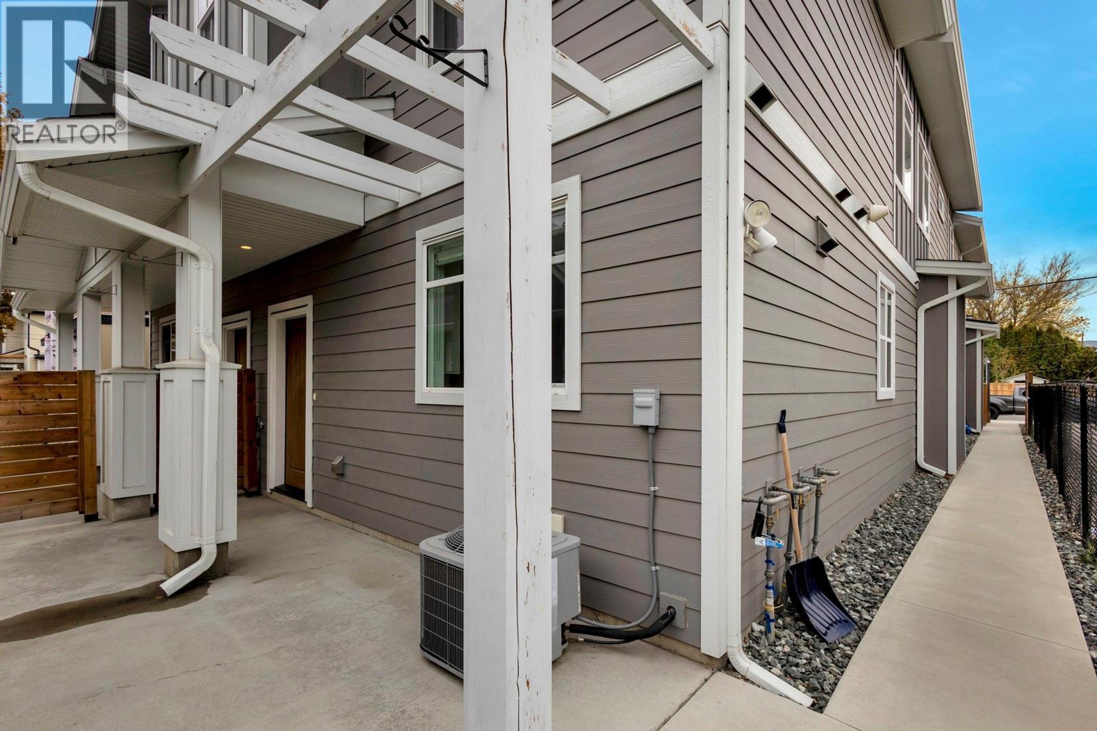 784 Glenwood Avenue, Kelowna - Exteriors - Photo 6